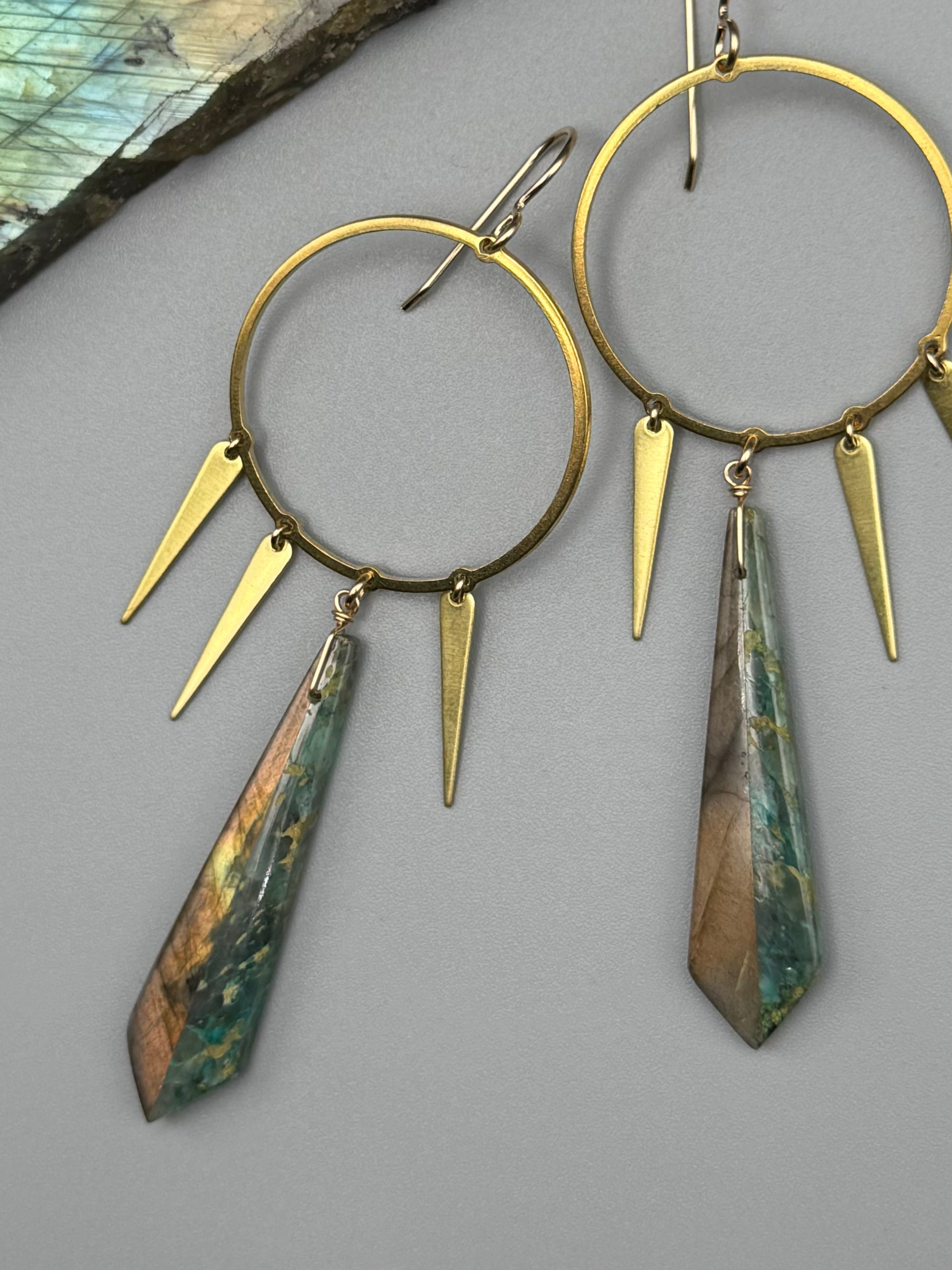 •HOOP DANCE• intarsia + gold earrings