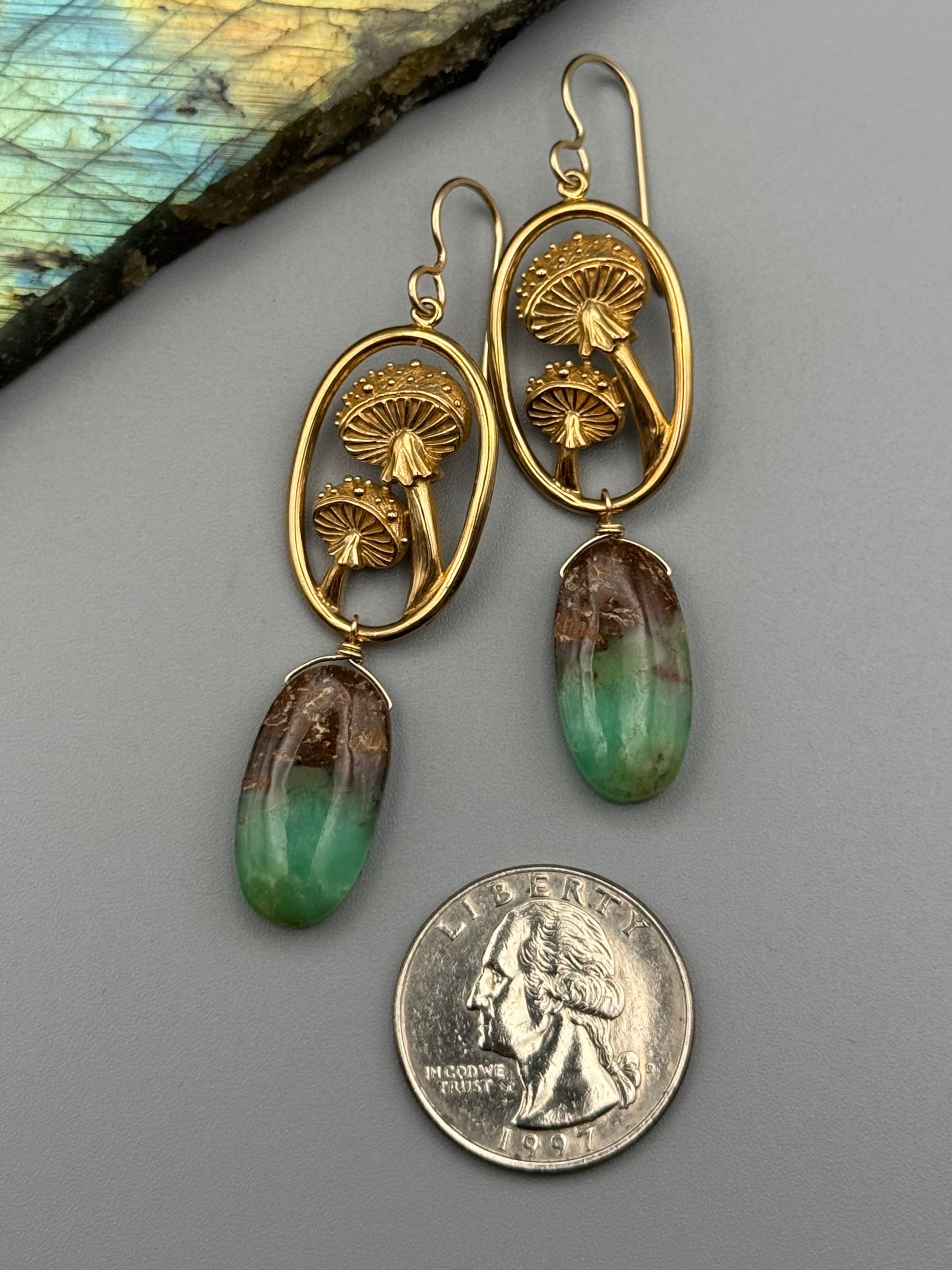 •UNDERSTORY• chrysoprase oval + gold earrings