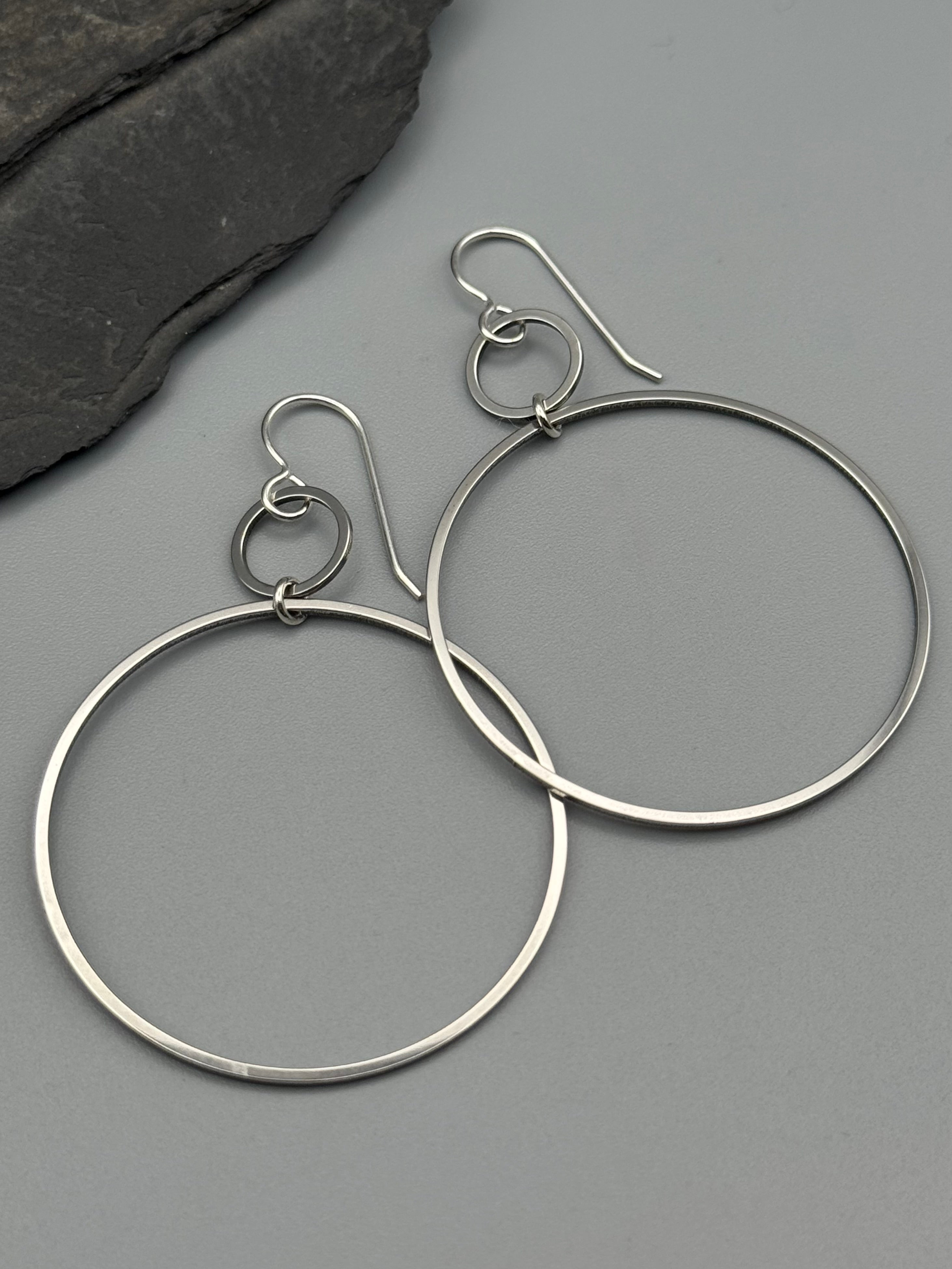 •EQUA-ORBIT LARGE• silver dangle earrings