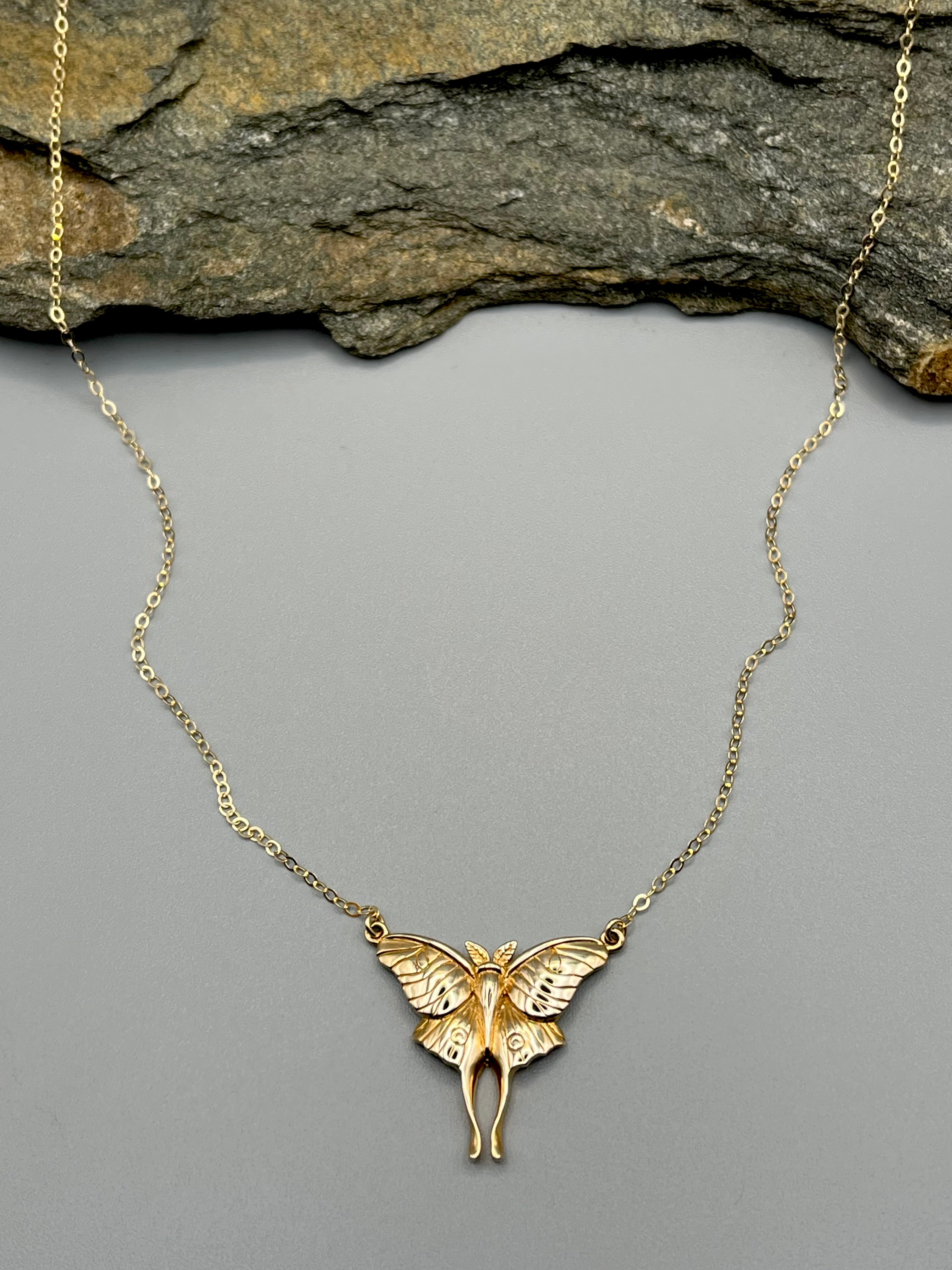 •SWEET LUNA• gold necklace