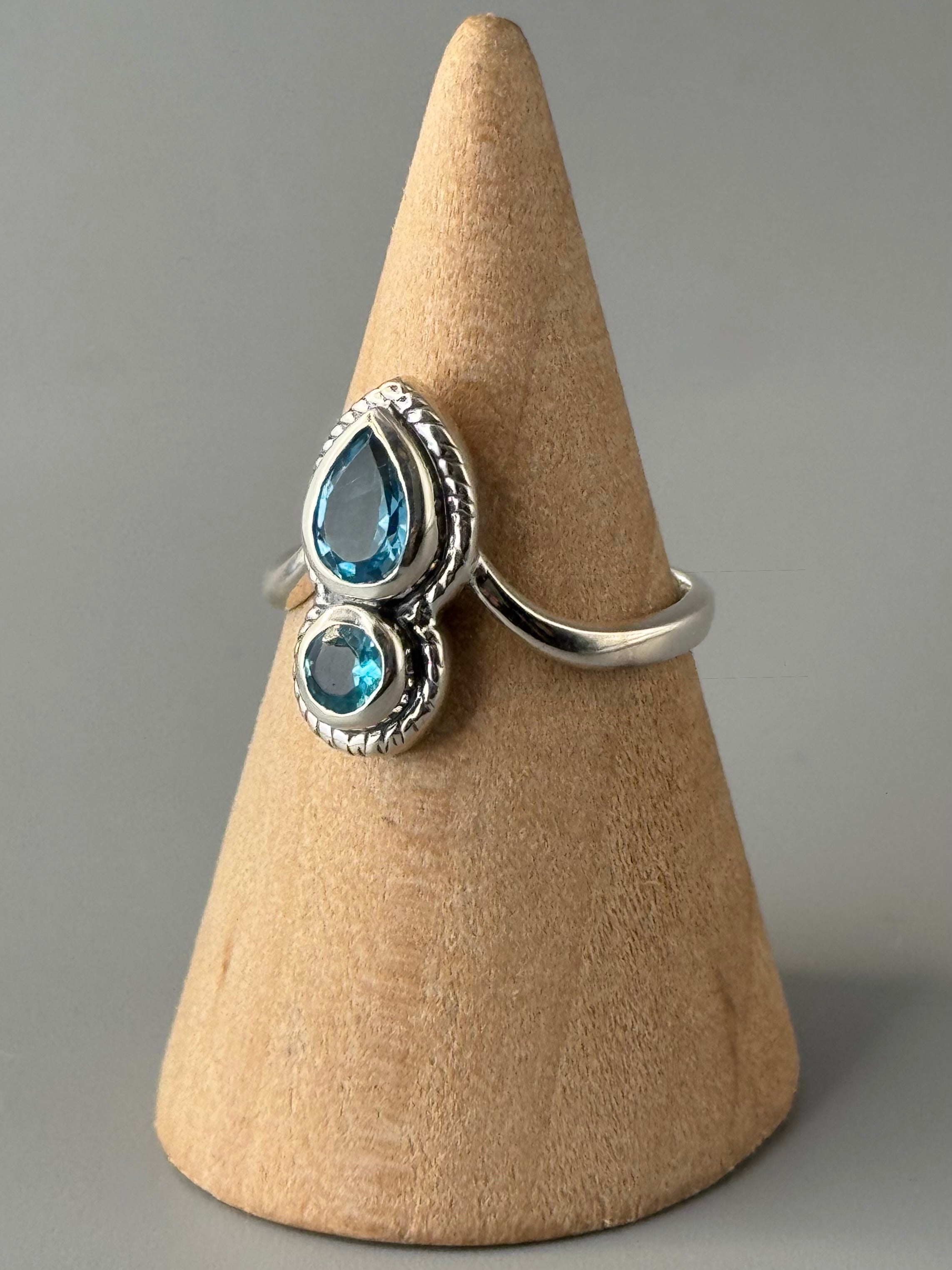 •BLUE TOPAZ - PUNCTUATE• sterling silver ring (various sizes)