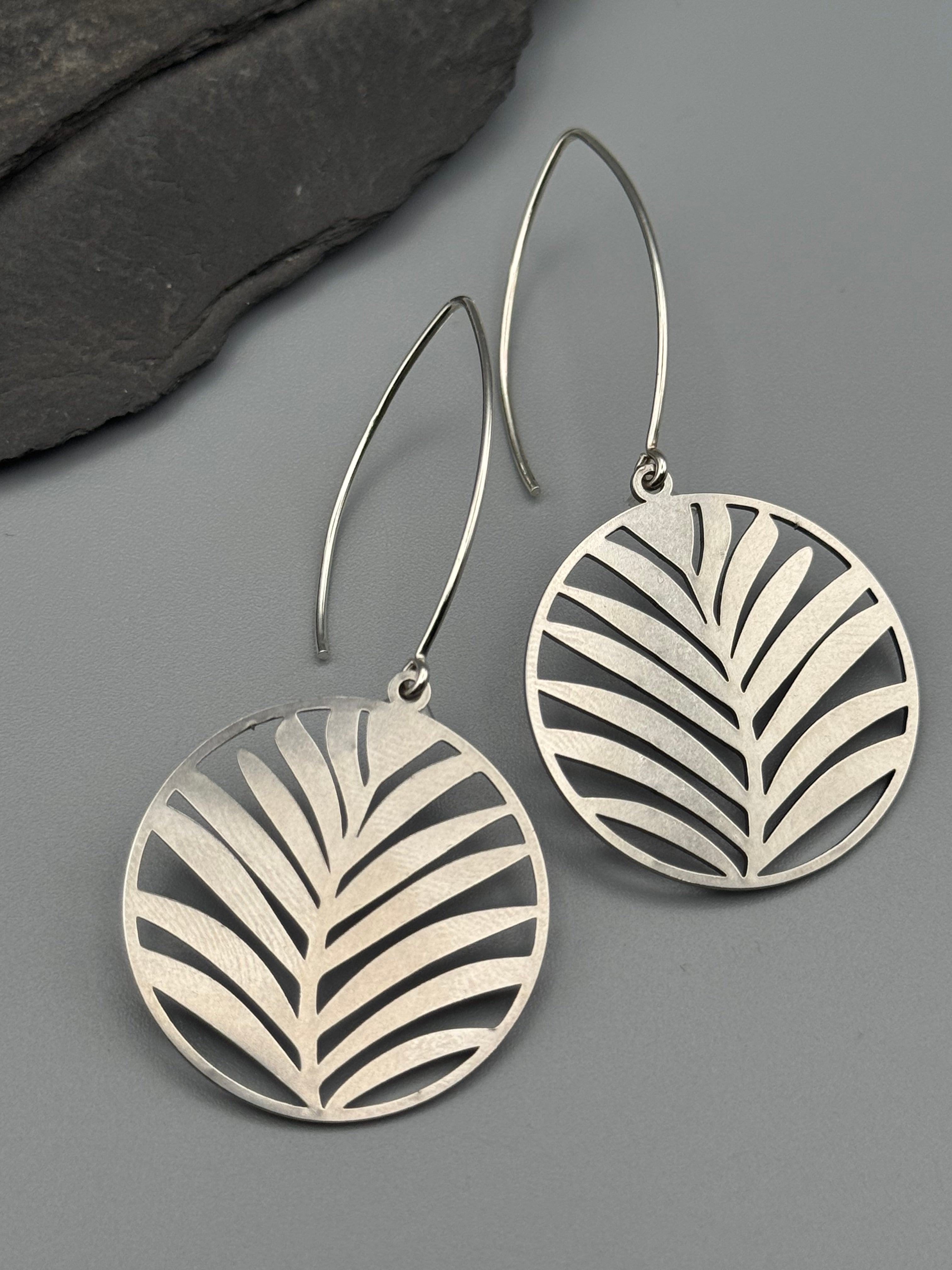 •AVENTURA• silver dangle earrings