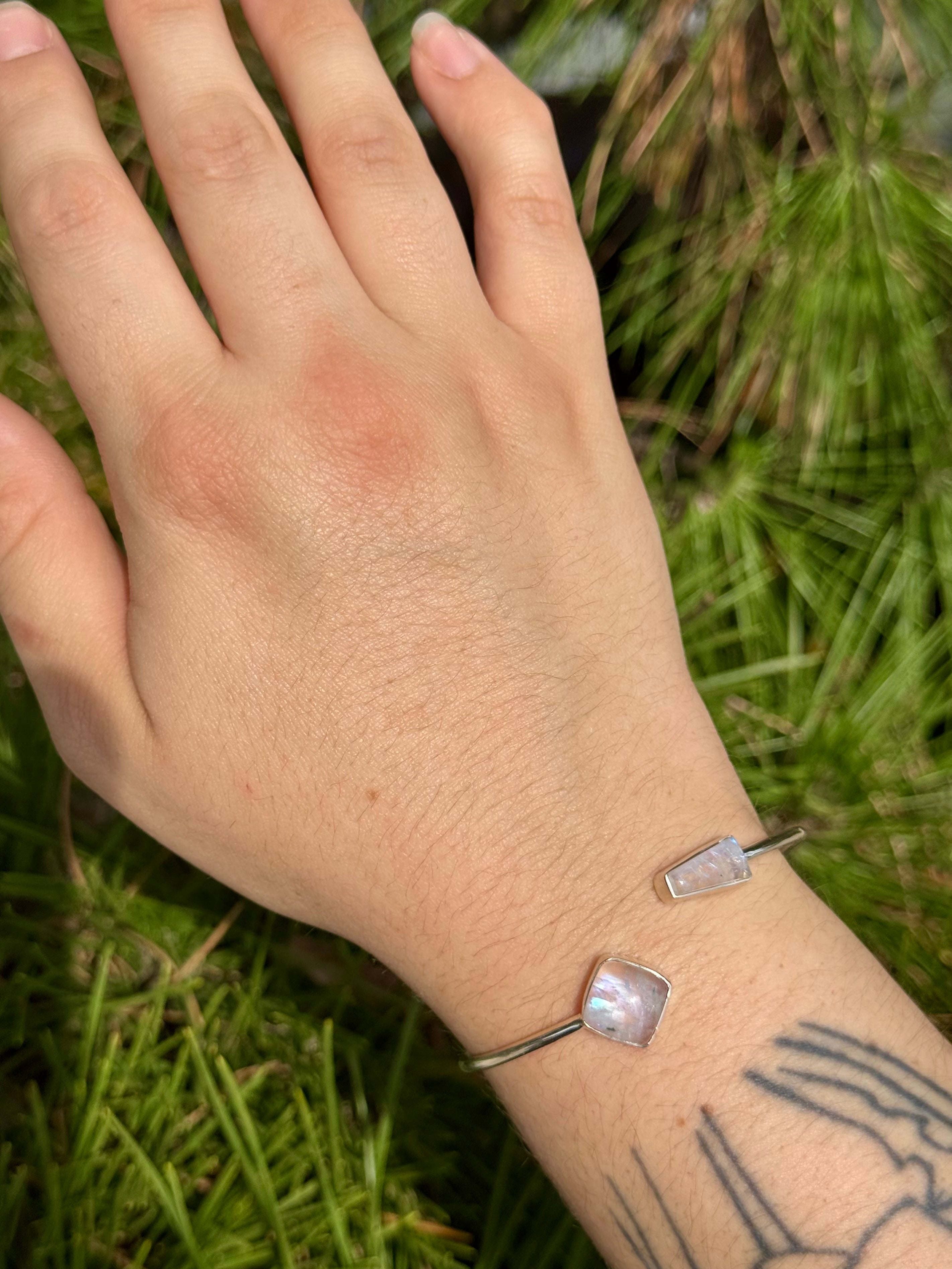 •DIAMOND + PORTAL• rainbow moonstone + silver twist-on cuff bracelet