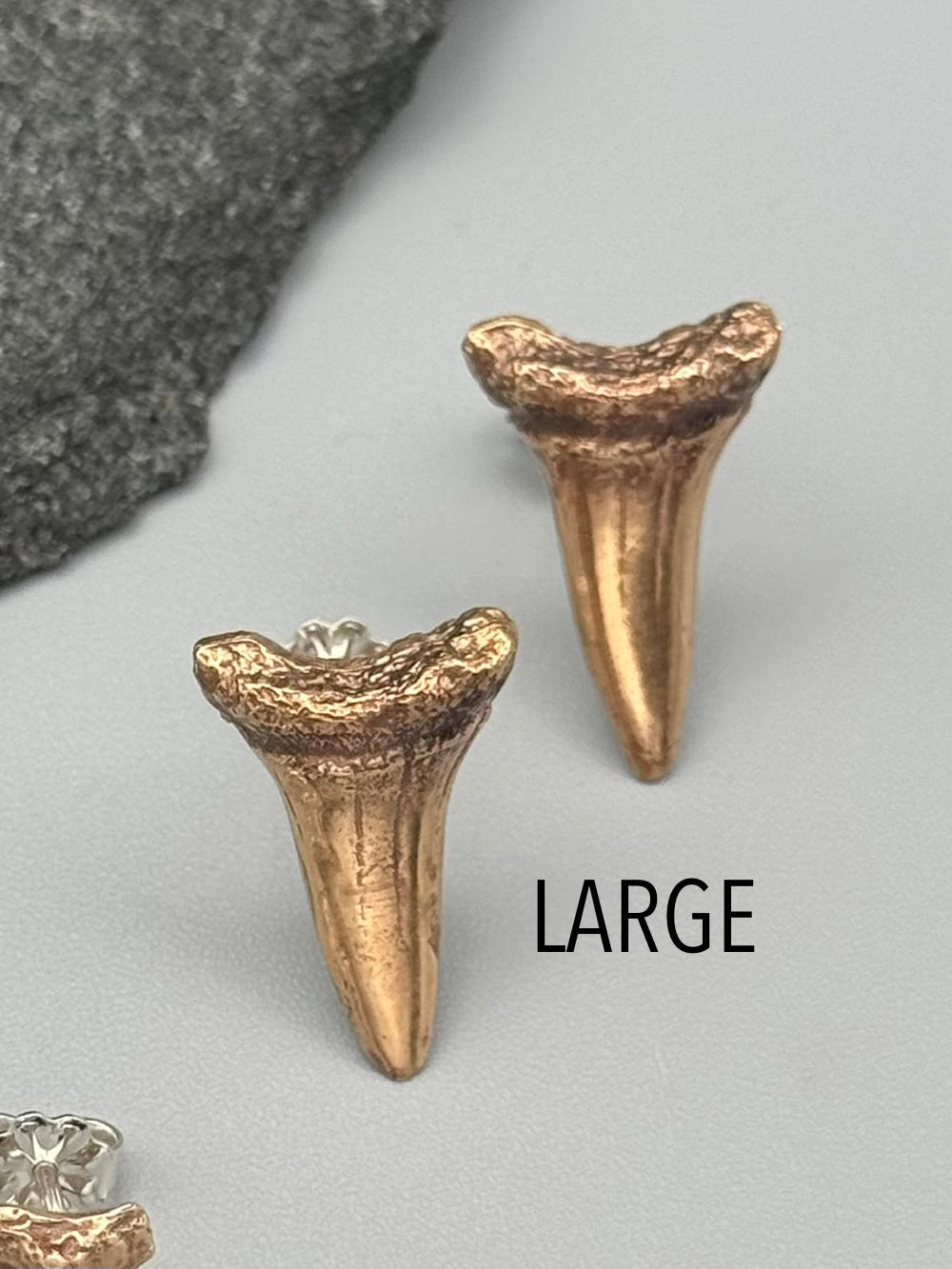 •SHARK TOOTH• mixed metal stud earrings (various sizes)