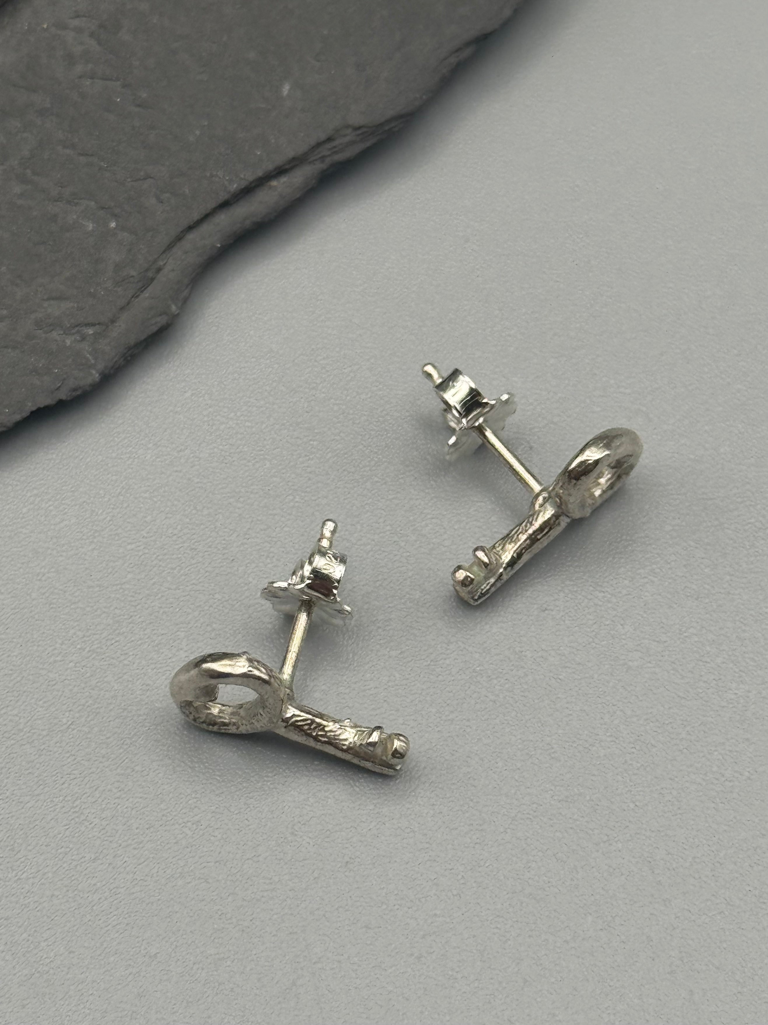 •KEY• silver stud earrings