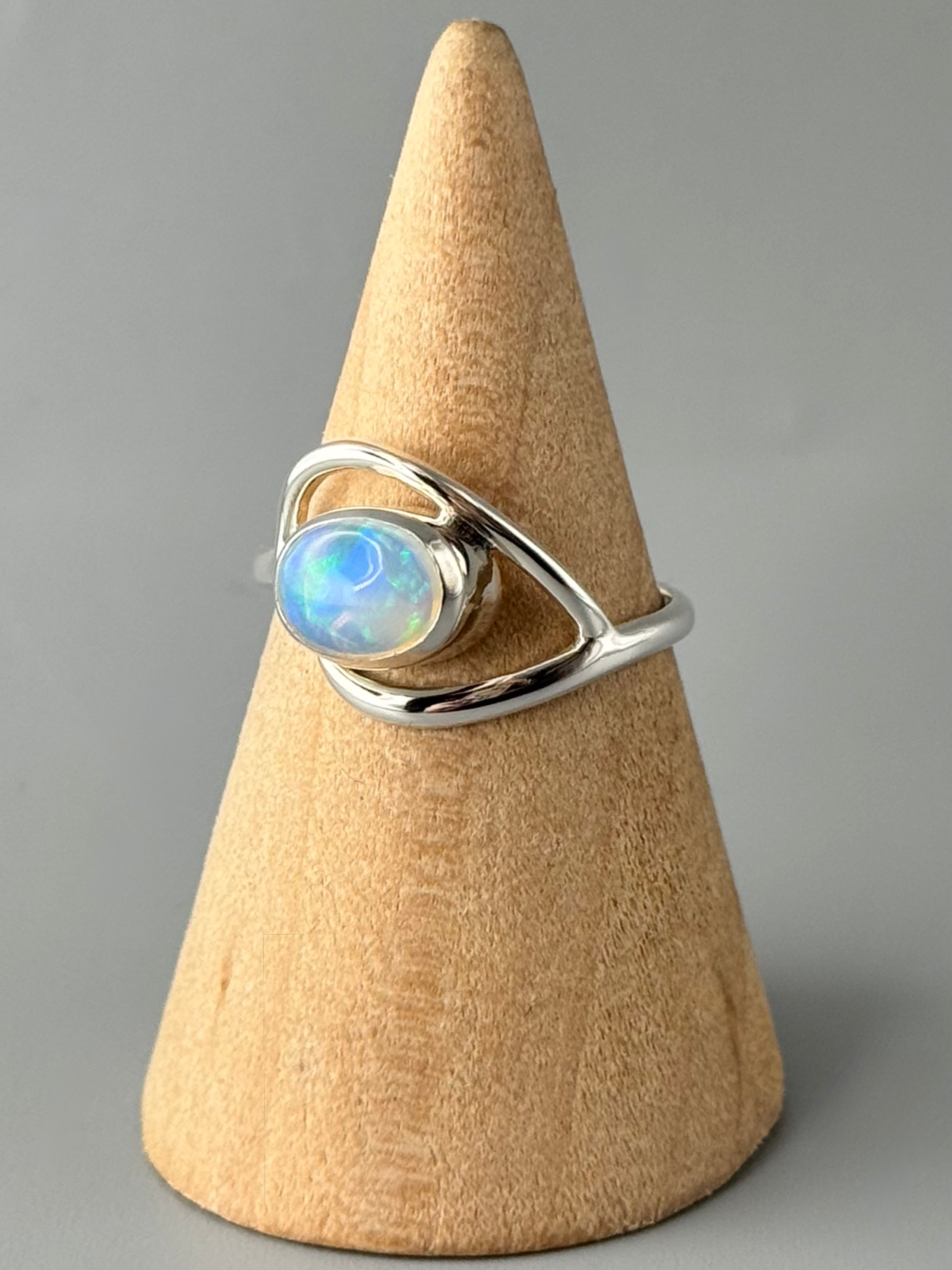 •ETHIOPIAN OPAL - PARENTHESES• sterling silver ring (size 8.25)