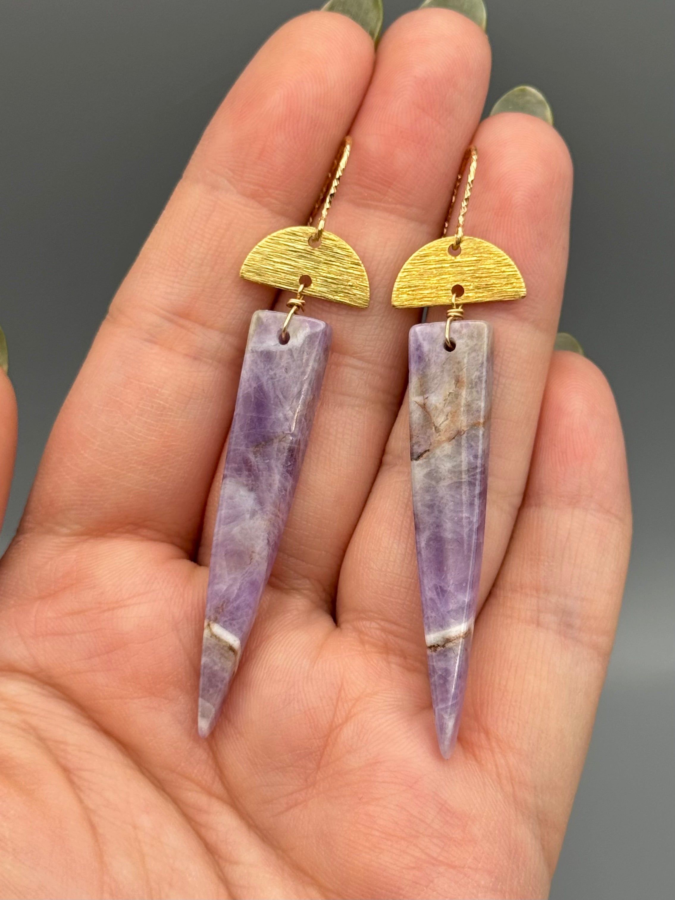 •NYX• chevron amethyst fang + gold earrings