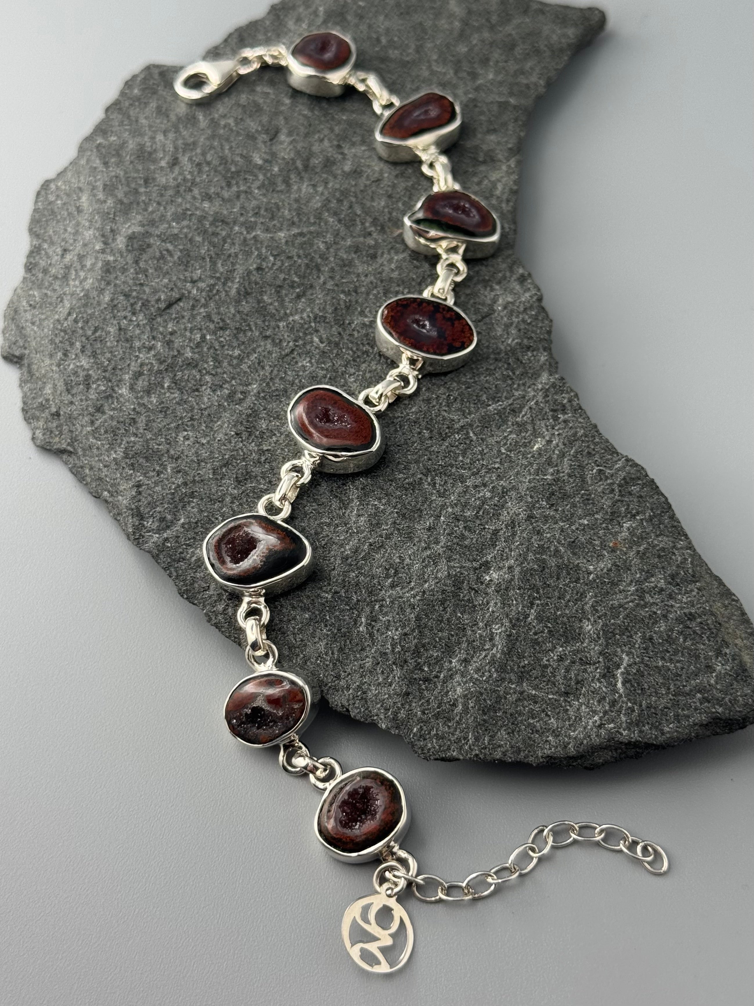 •COCONUT DRUZY• linked silver bracelet (6.5" - 7.75")