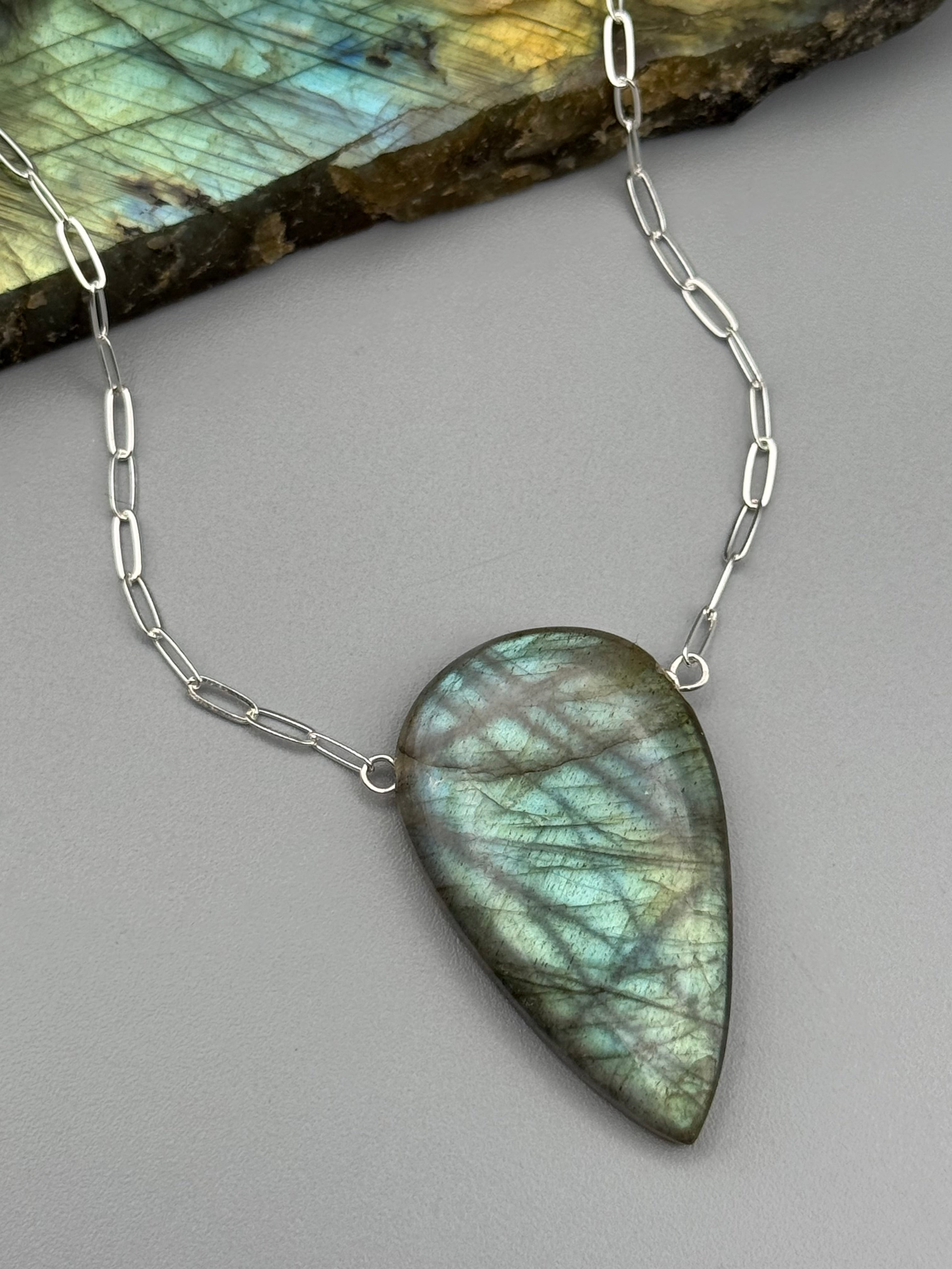 •AEON• labradorite spear tear + silver necklace (16"-18" long)