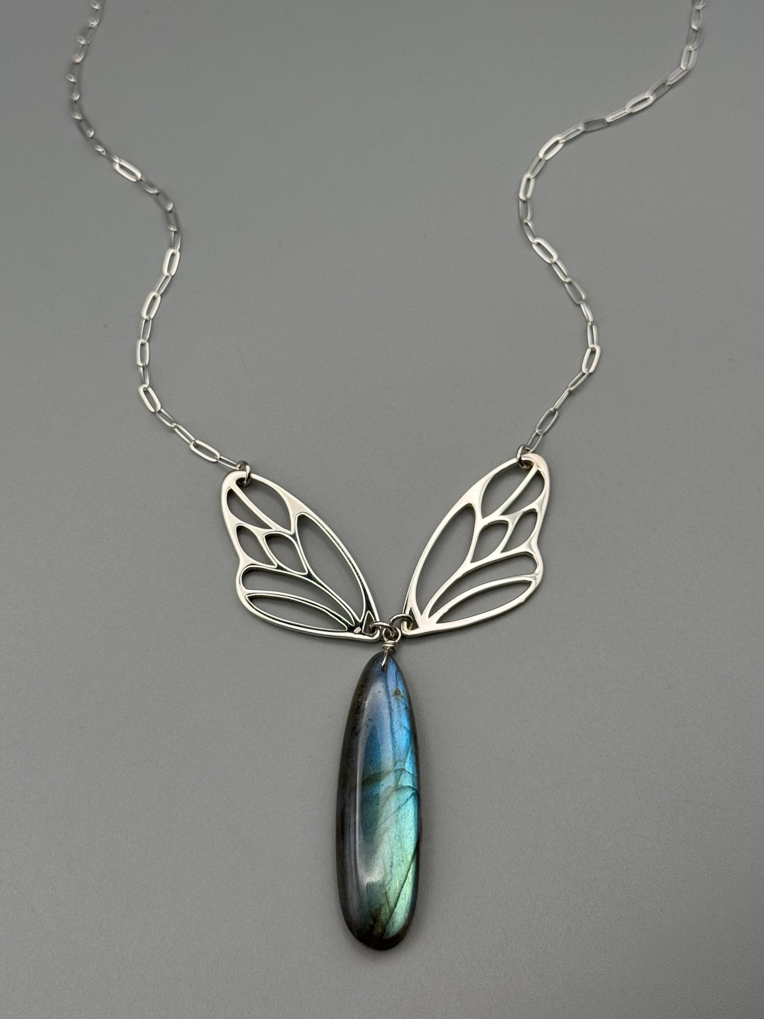 •METAMORPH• labradorite elongated tear + silver necklace (18"-20" long)