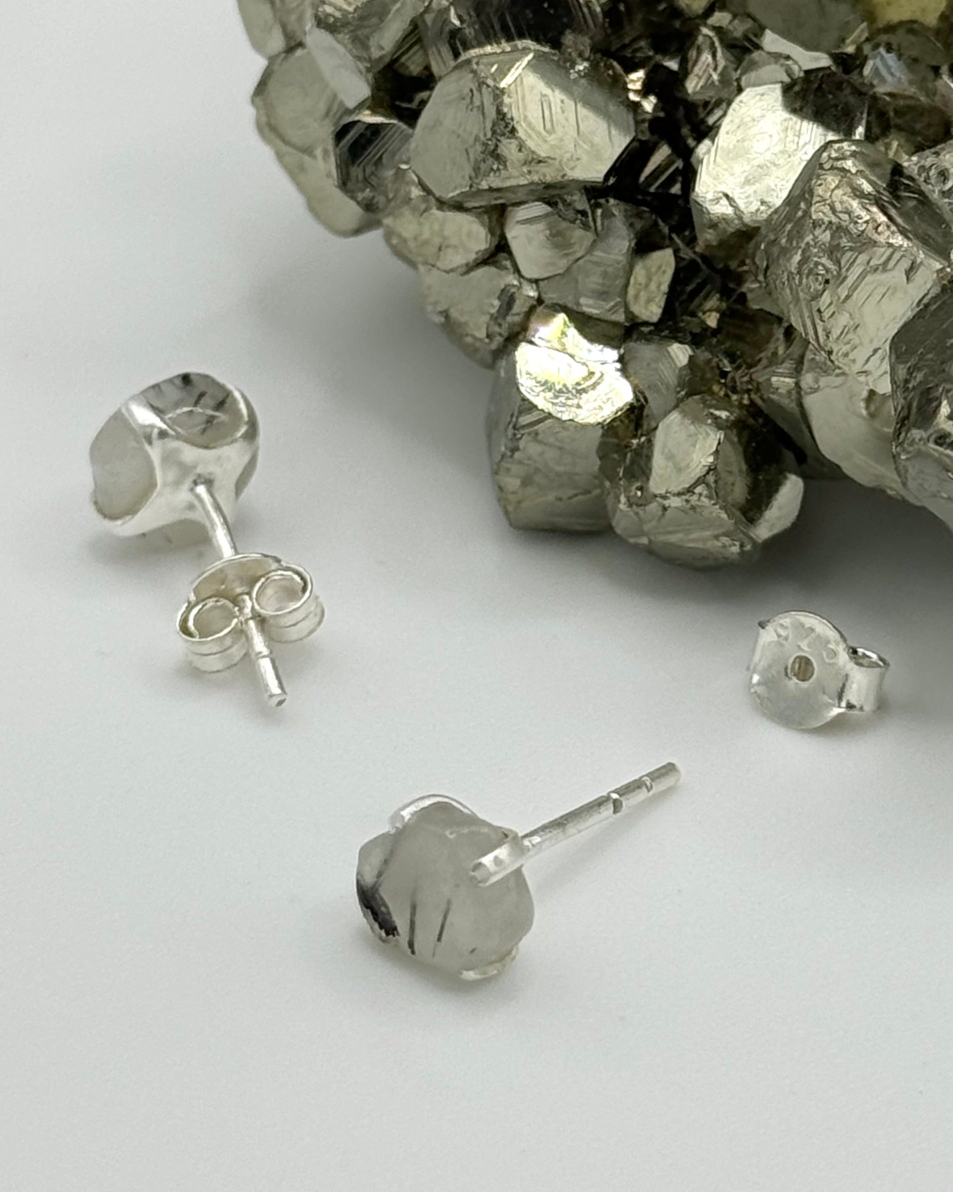 •TOURMALINATED QUARTZ• silver prong set stud earrings