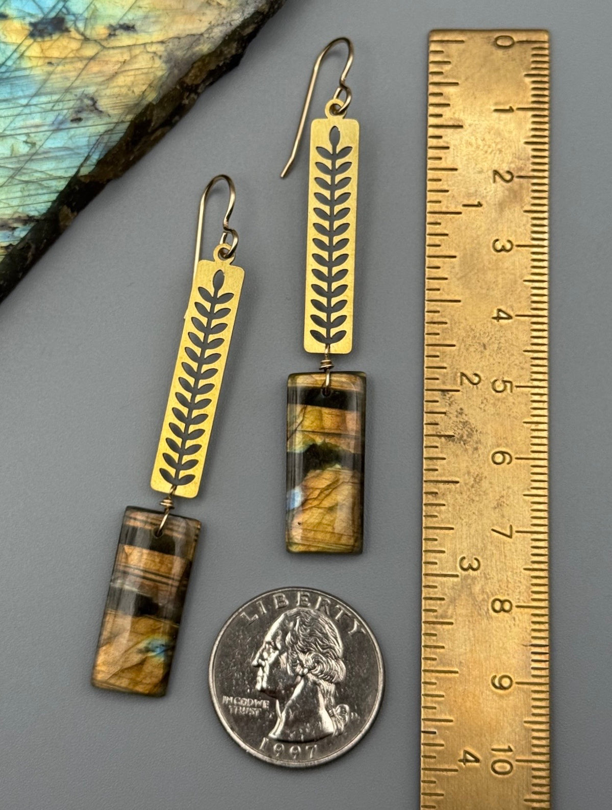 •PROTEA• golden labradorite rectangle + gold earrings