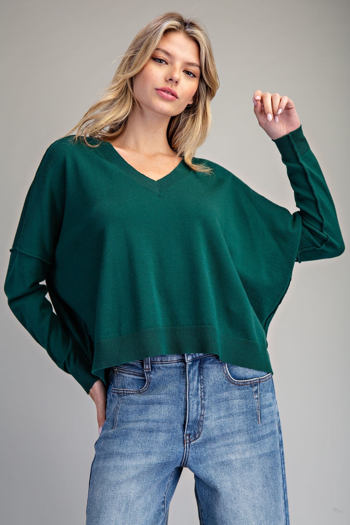 •MEGAN• exposed seam V-neck sweater