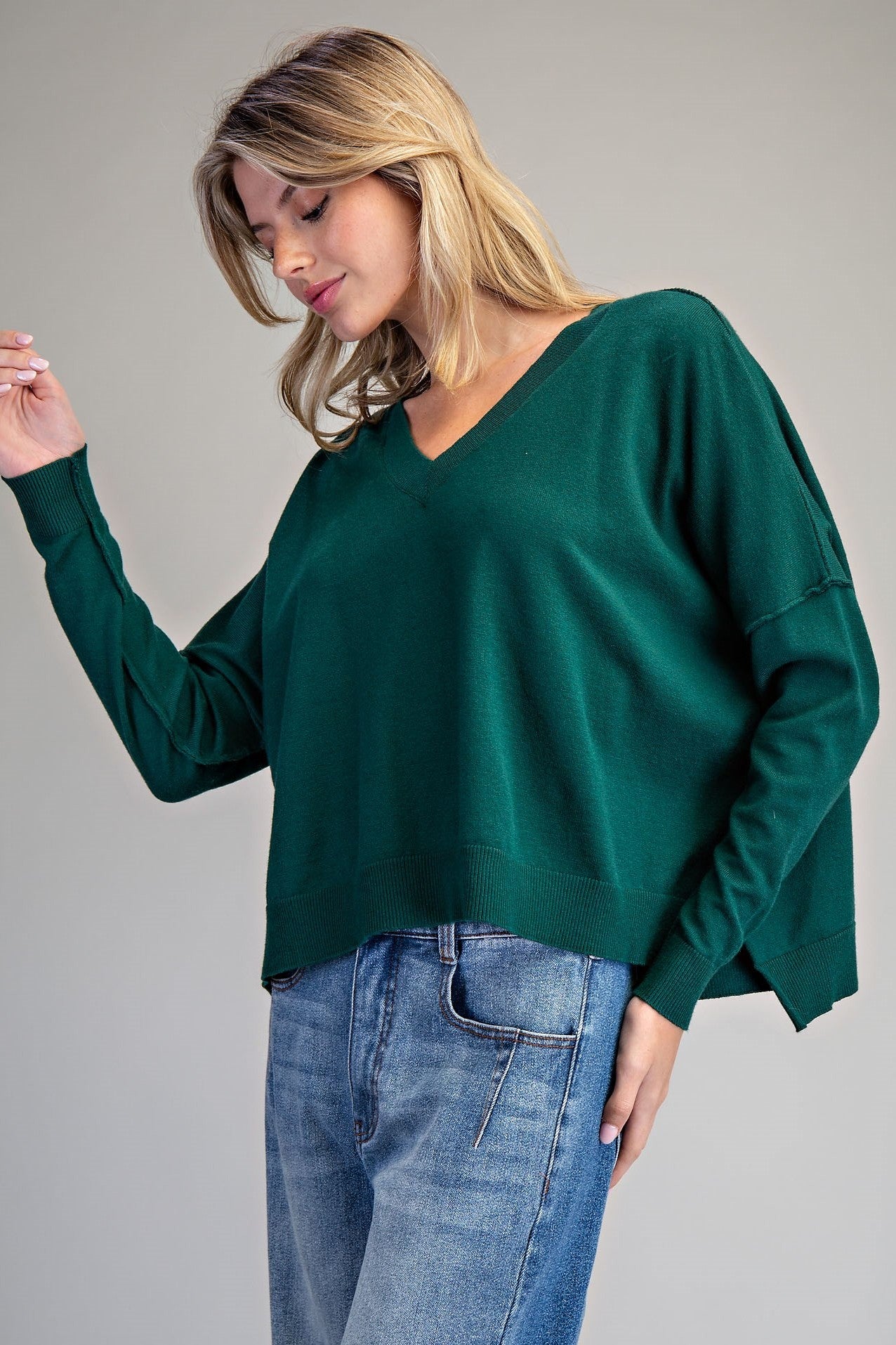 •MEGAN• exposed seam V-neck sweater