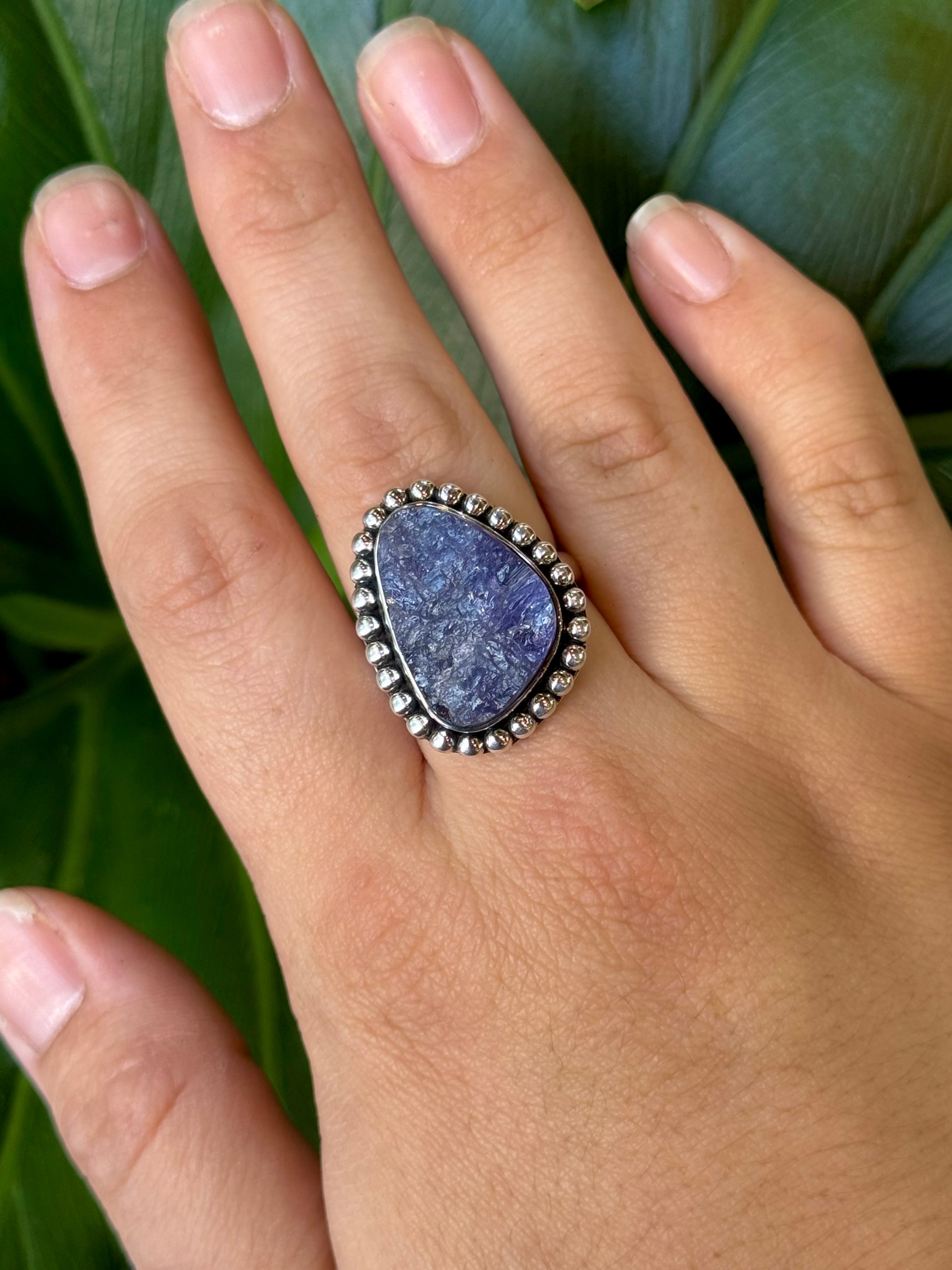•TANZANITE - FREEFORM• dotted bezel silver ring (size 9.25)