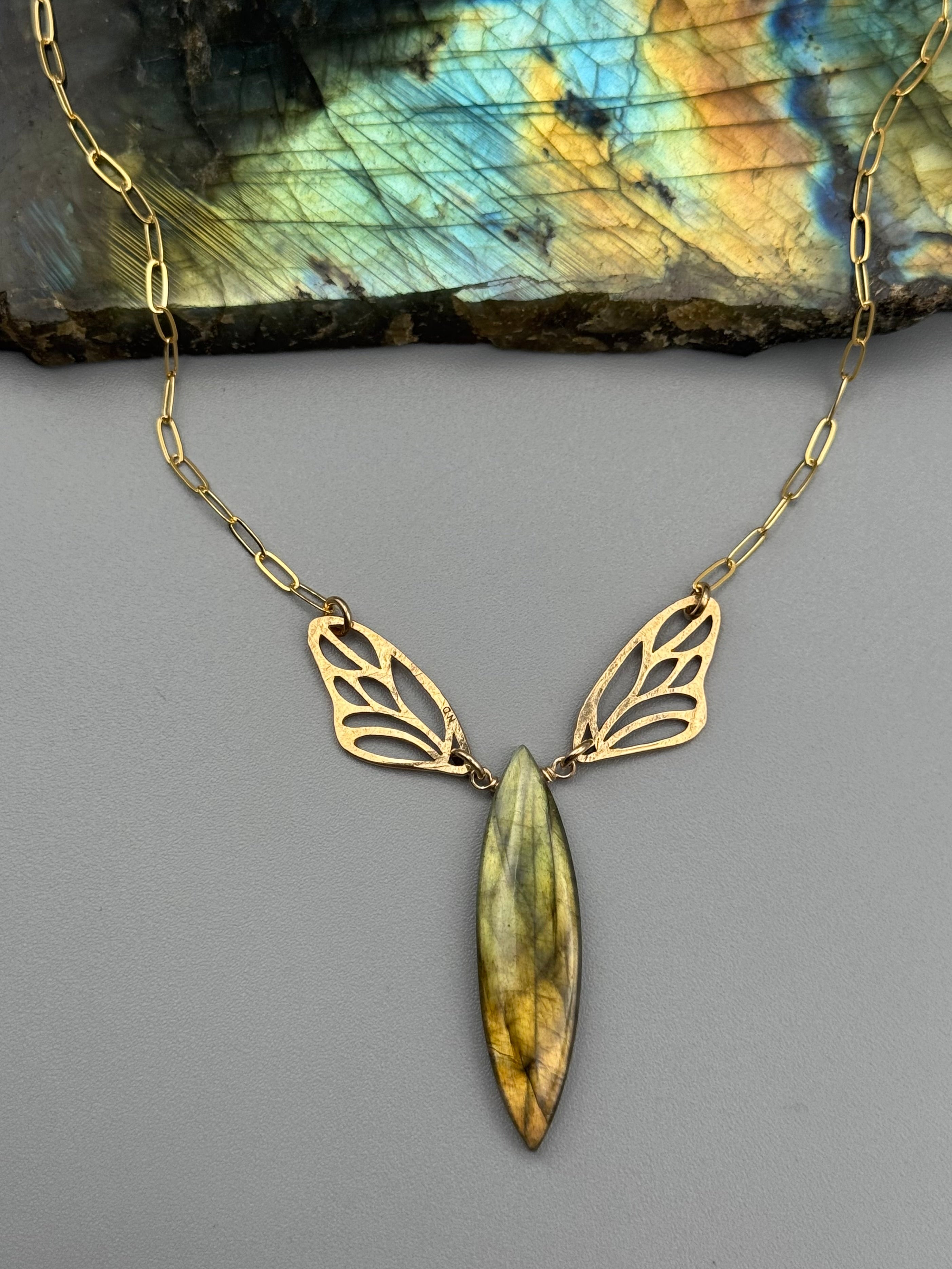 •METAMORPH• golden labradorite + gold necklace (16"-18" long)