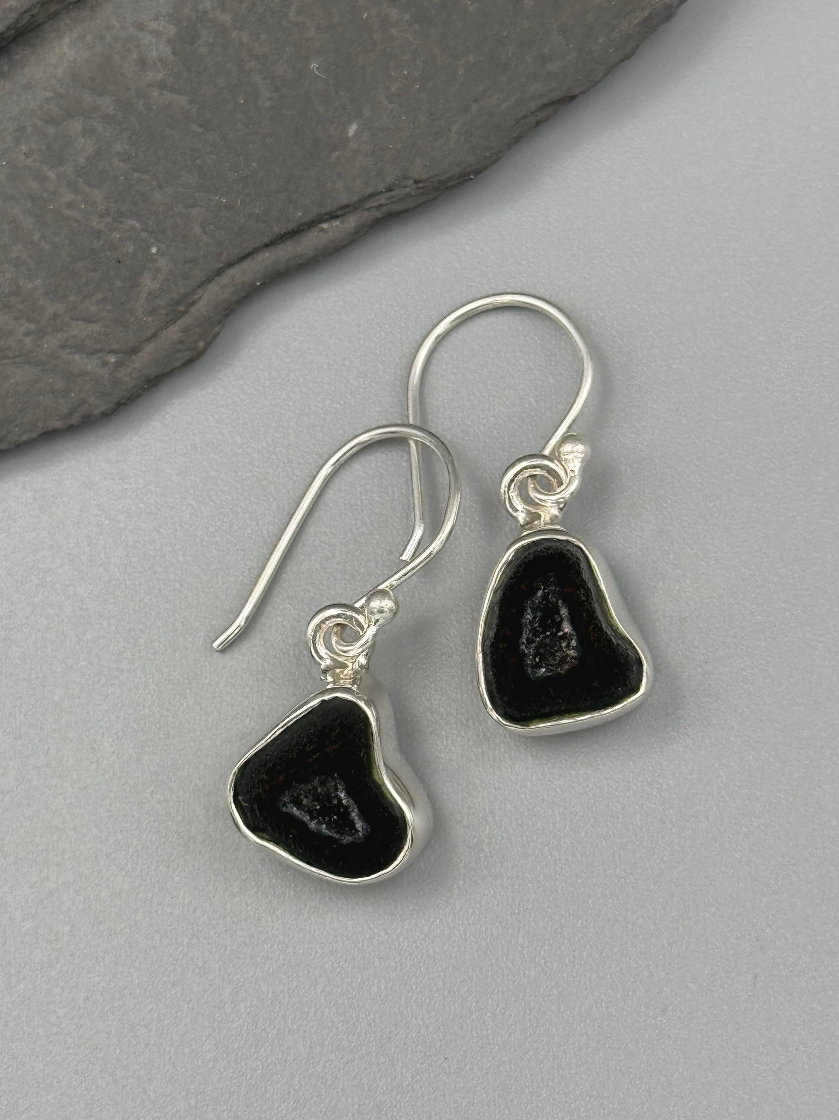 •ORGANIC FREEFORM• coconut druzy + silver dangle earrings