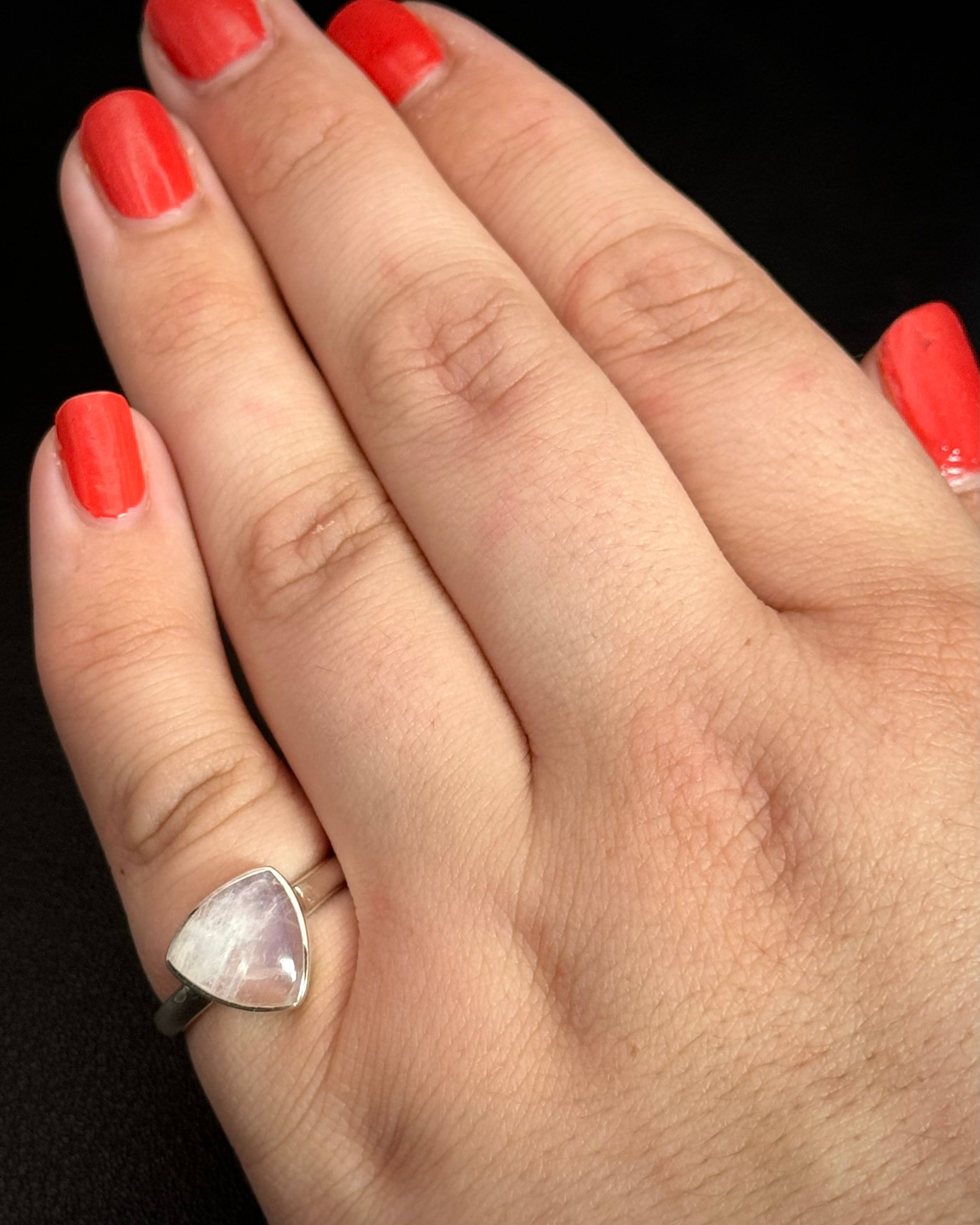 •RAINBOW MOONSTONE - MEDIUM ROUND TRIANGLE• silver ring (size 6.25)