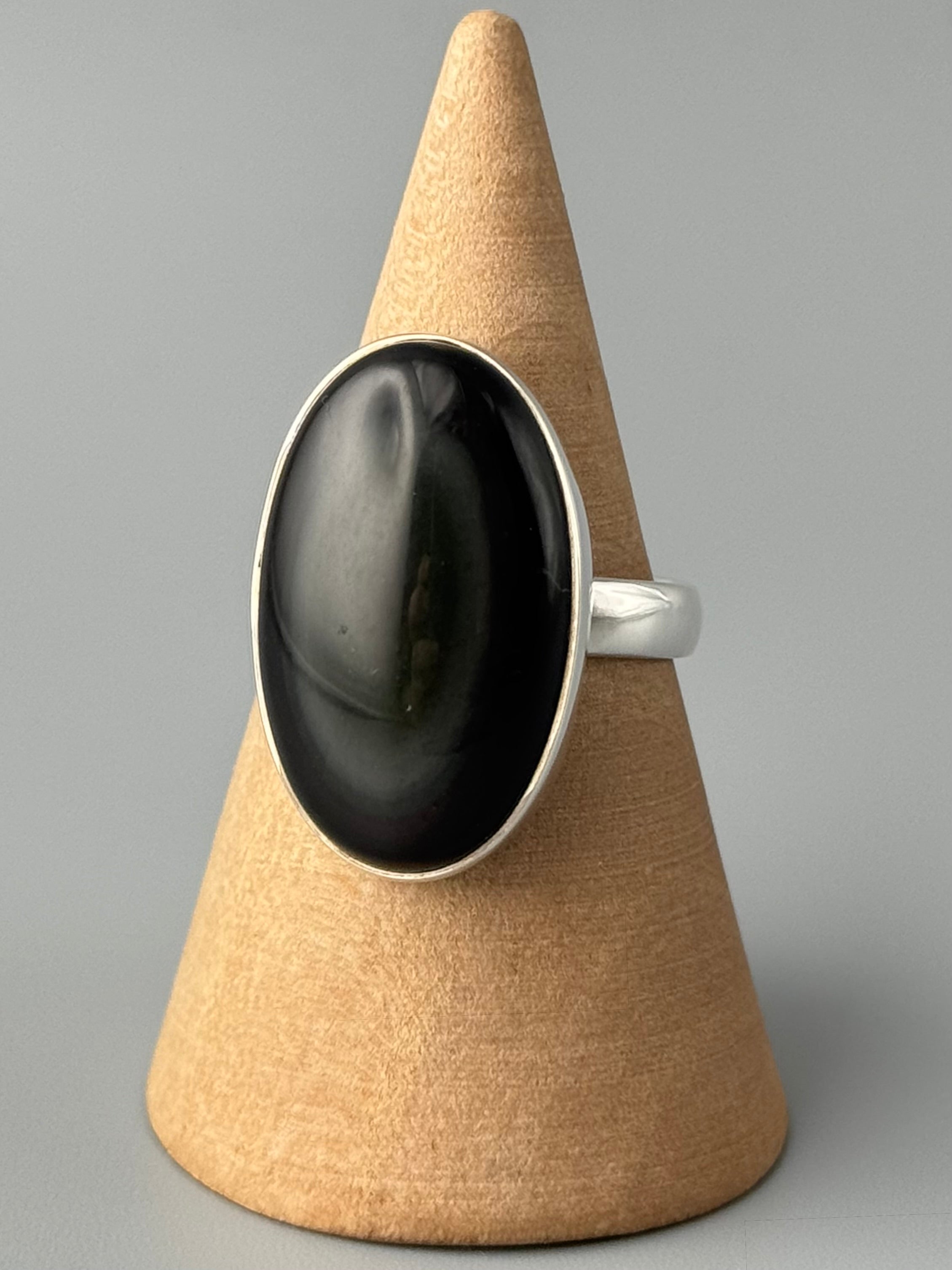 •RAINBOW OBSIDIAN - OVAL• simple bezel silver ring (size 8)