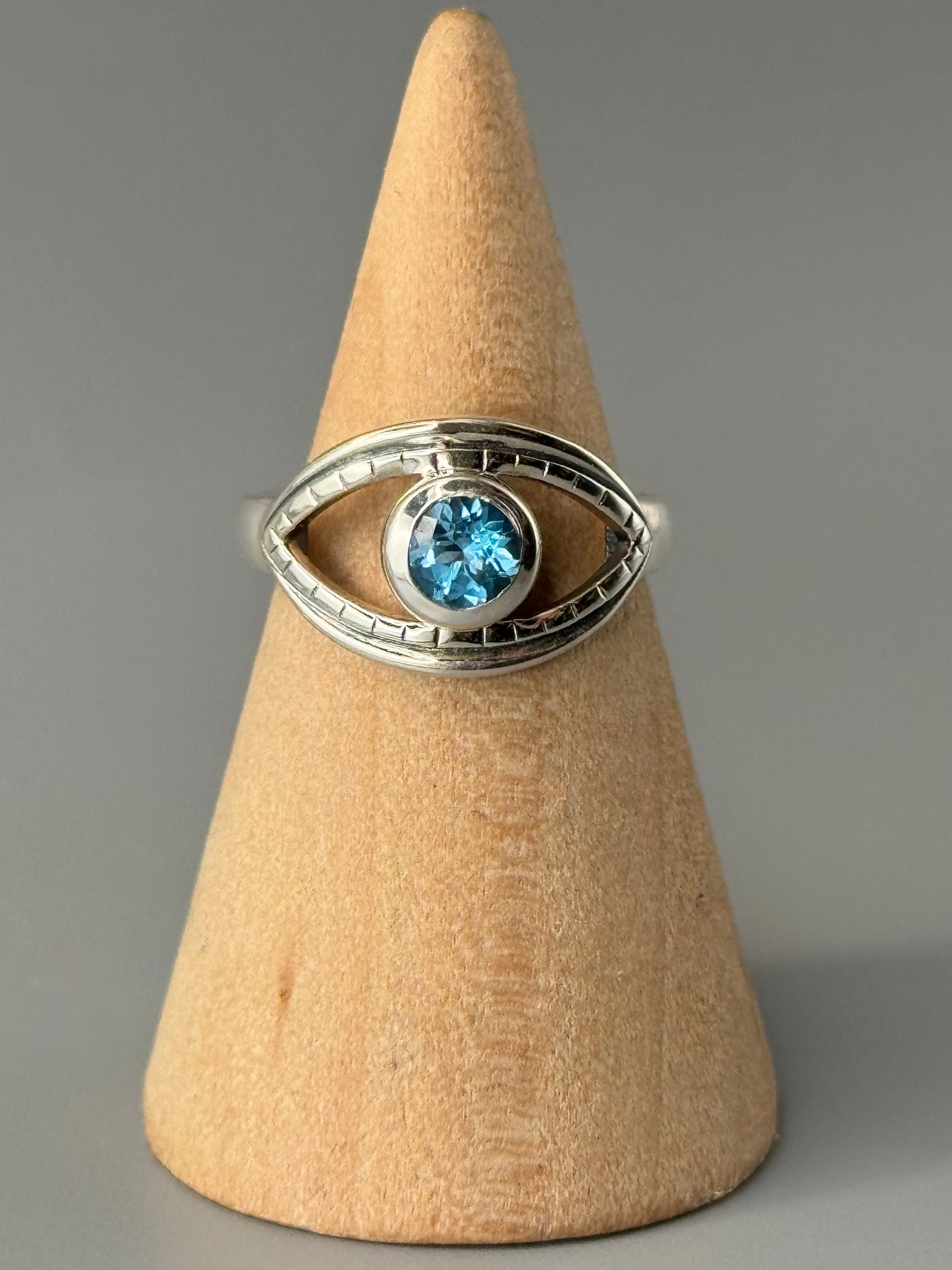 •BLUE TOPAZ - OCEAN EYES• sterling silver ring (various sizes)