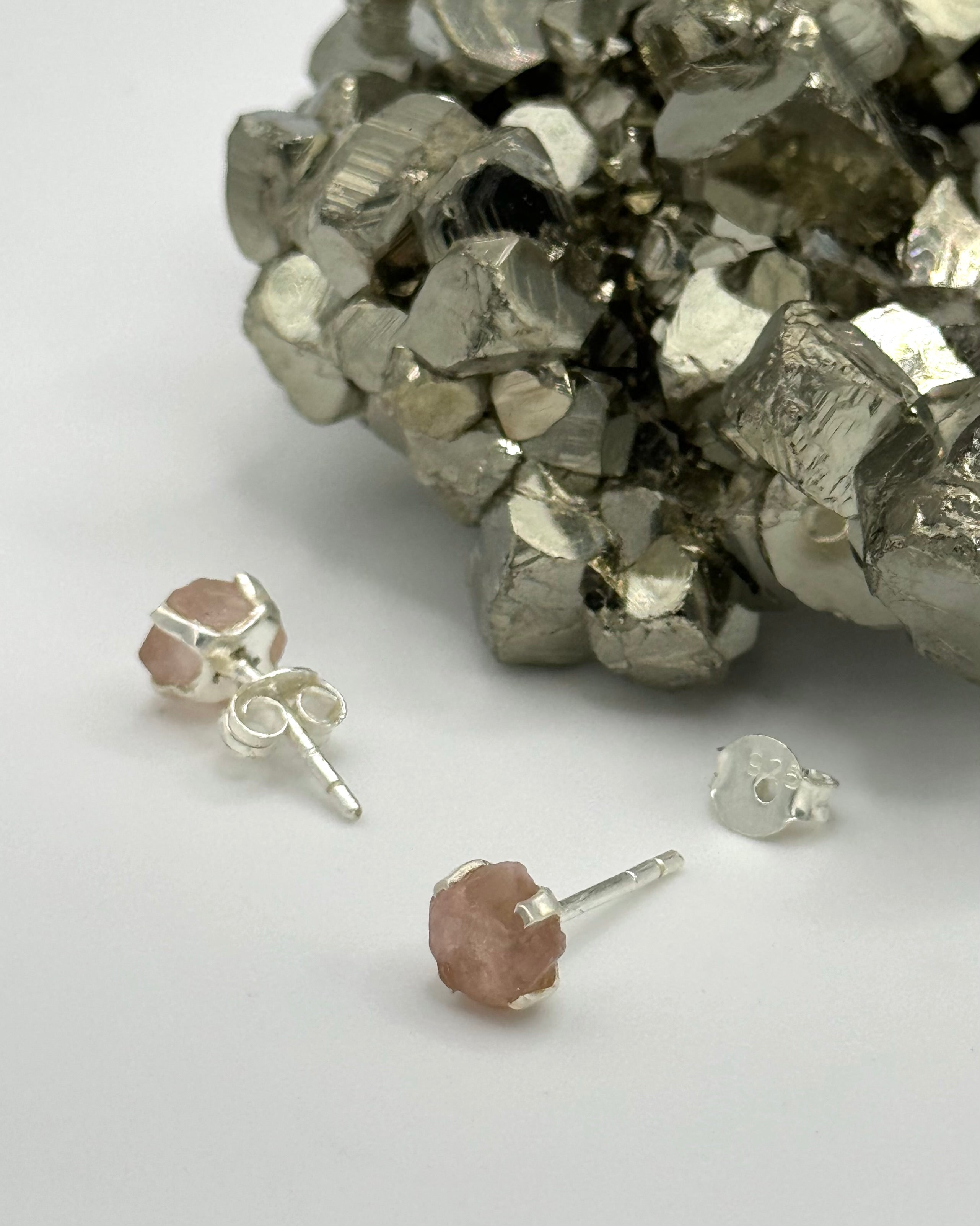 •ROSE QUARTZ• silver prong set stud earrings