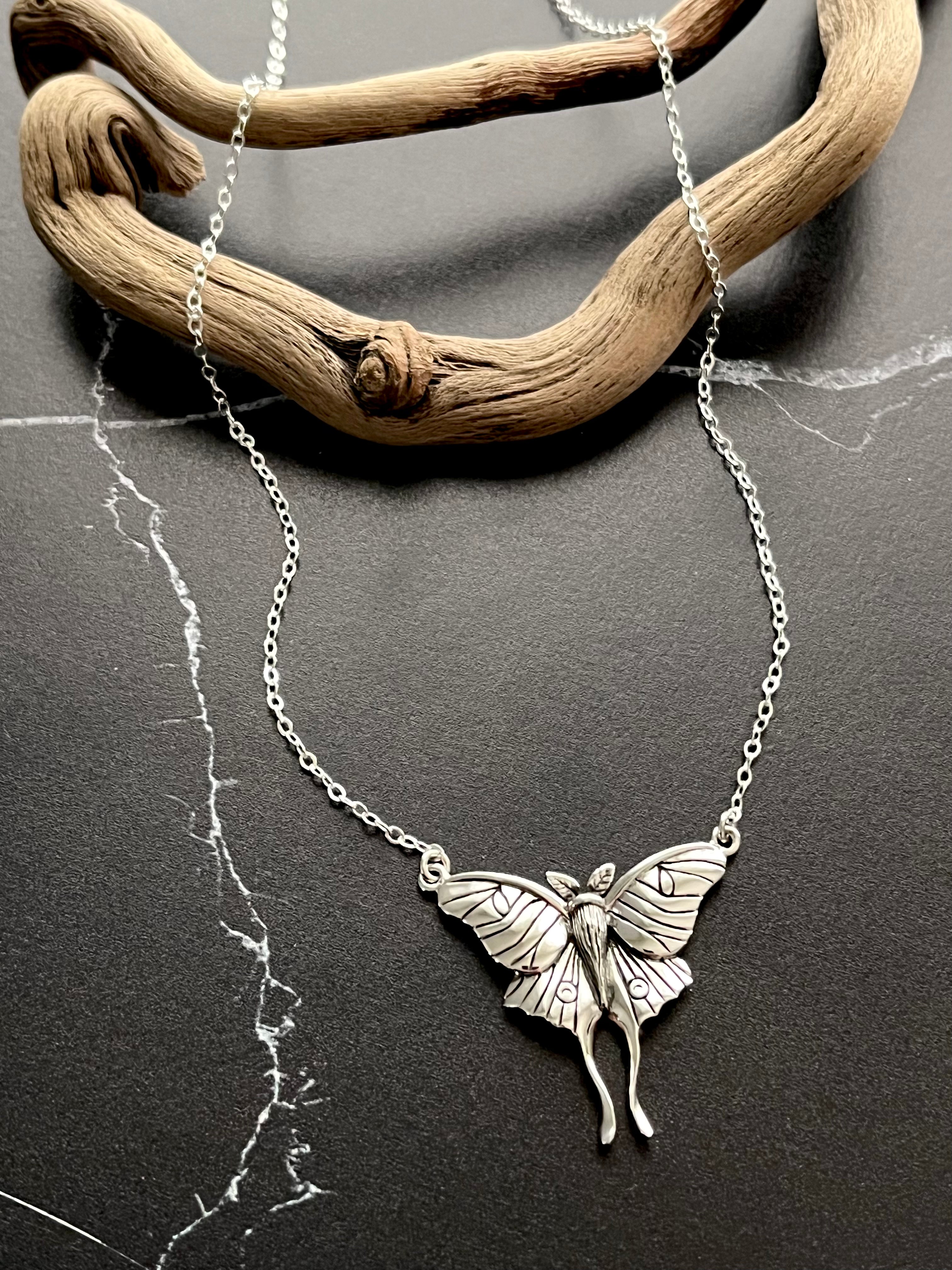 •SWEET LUNA• silver necklace