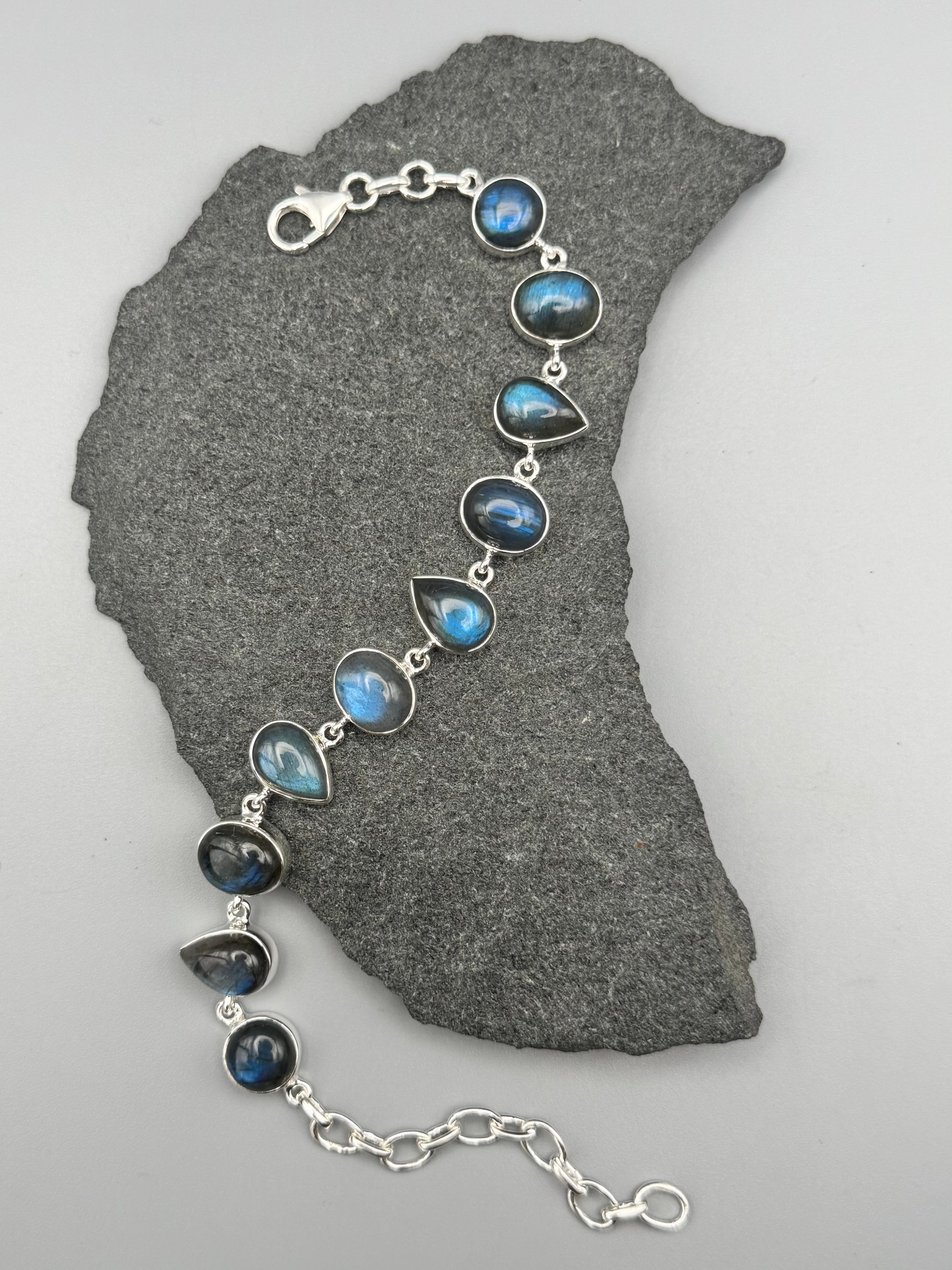 •LABRADORITE - LIL' GEO MIX - 1• linked silver bracelet (7.25" - 9")