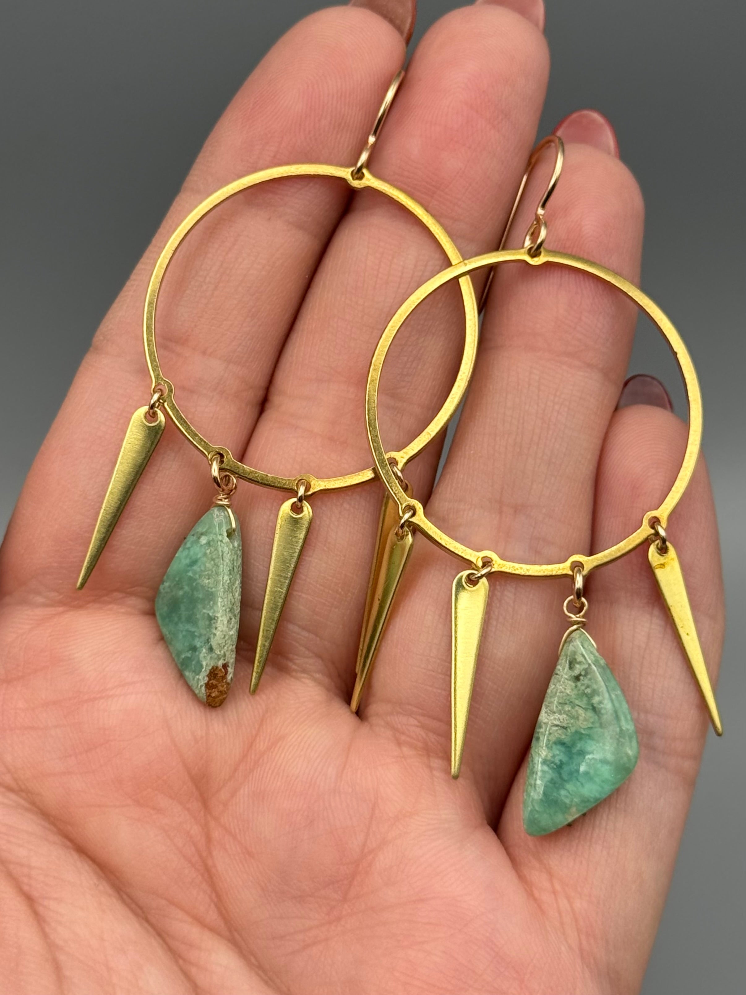 •RAIN DANCE• chrysoprase + gold earrings