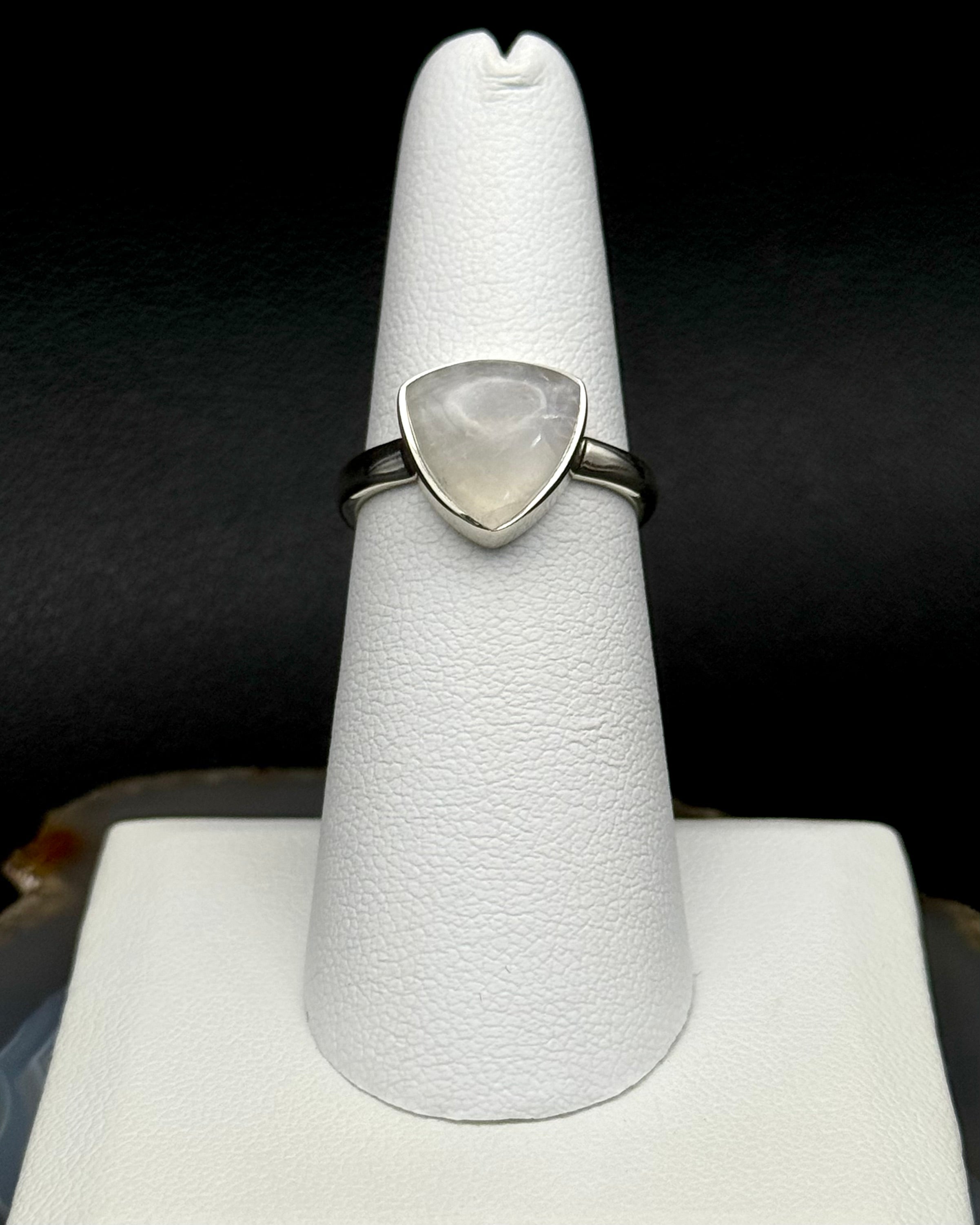 •RAINBOW MOONSTONE - MEDIUM ROUND TRIANGLE• silver ring (size 6.25)