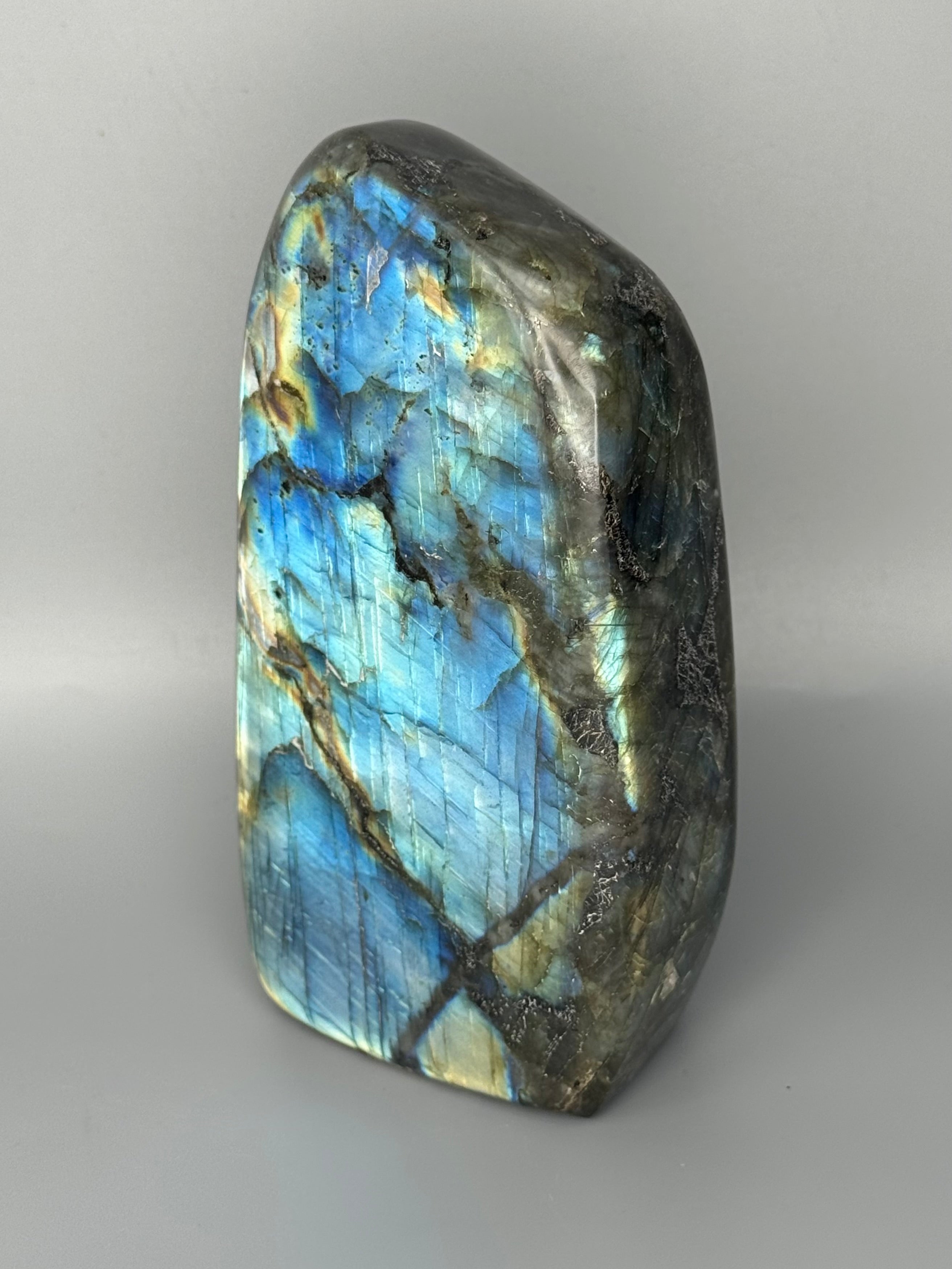 •LABRADORITE• smooth freeform