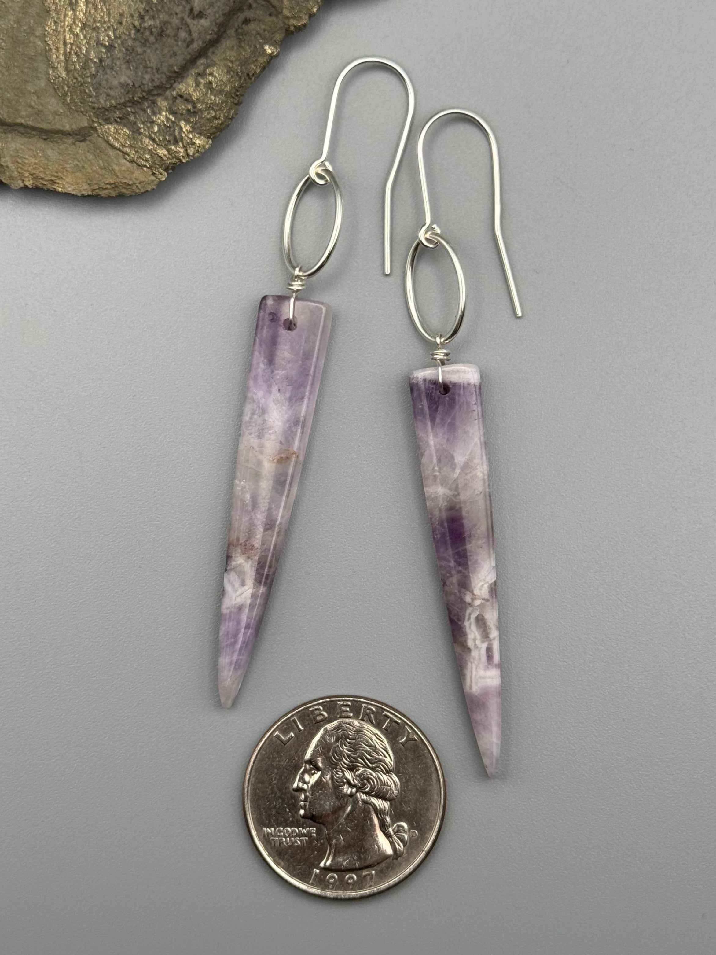 •IO• chevron amethyst fang + silver earrings
