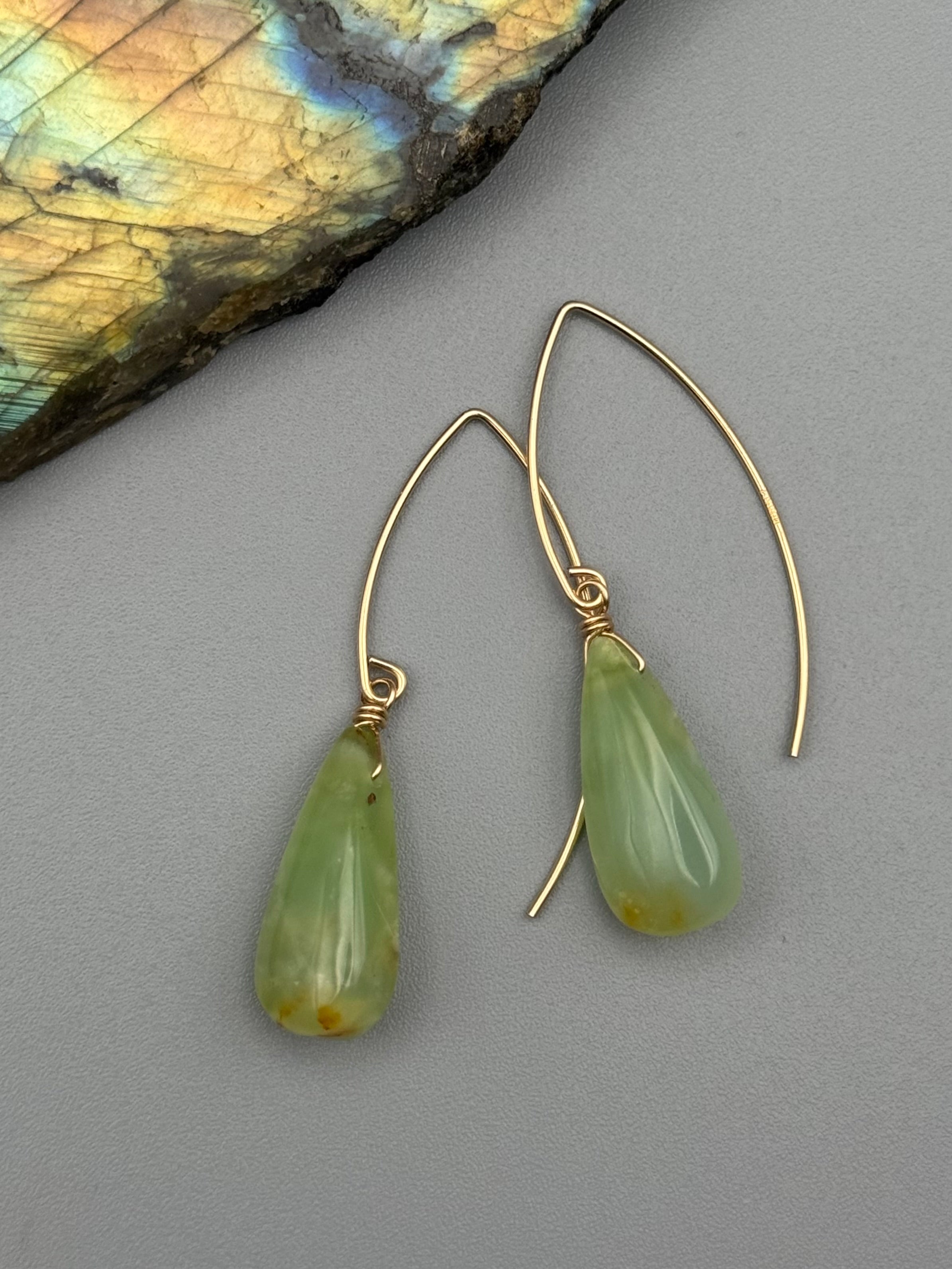 •STRAY• chrysoprase tear + gold earrings