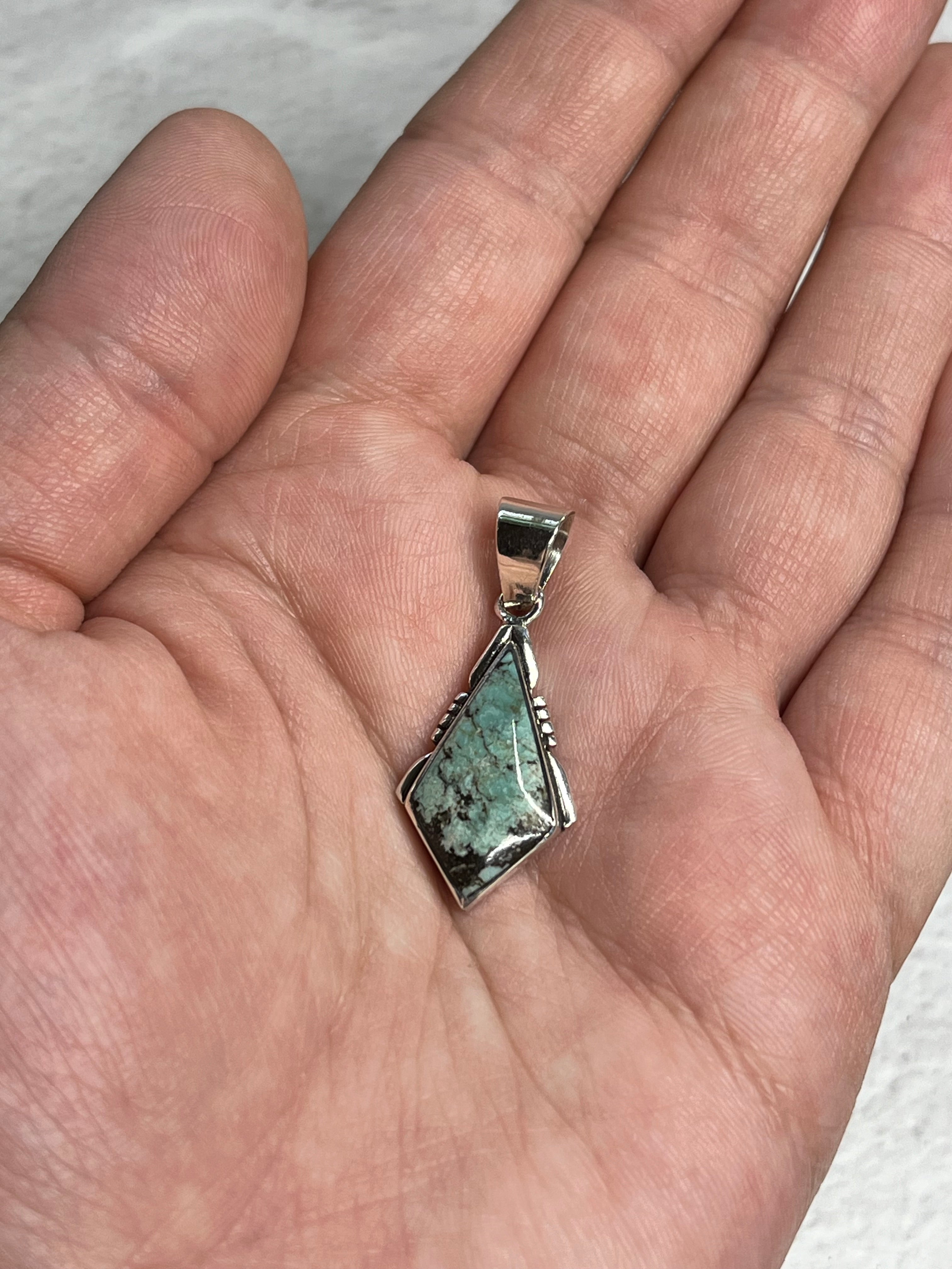•CHINESE TURQUOISE• Navajo silver kite pendant