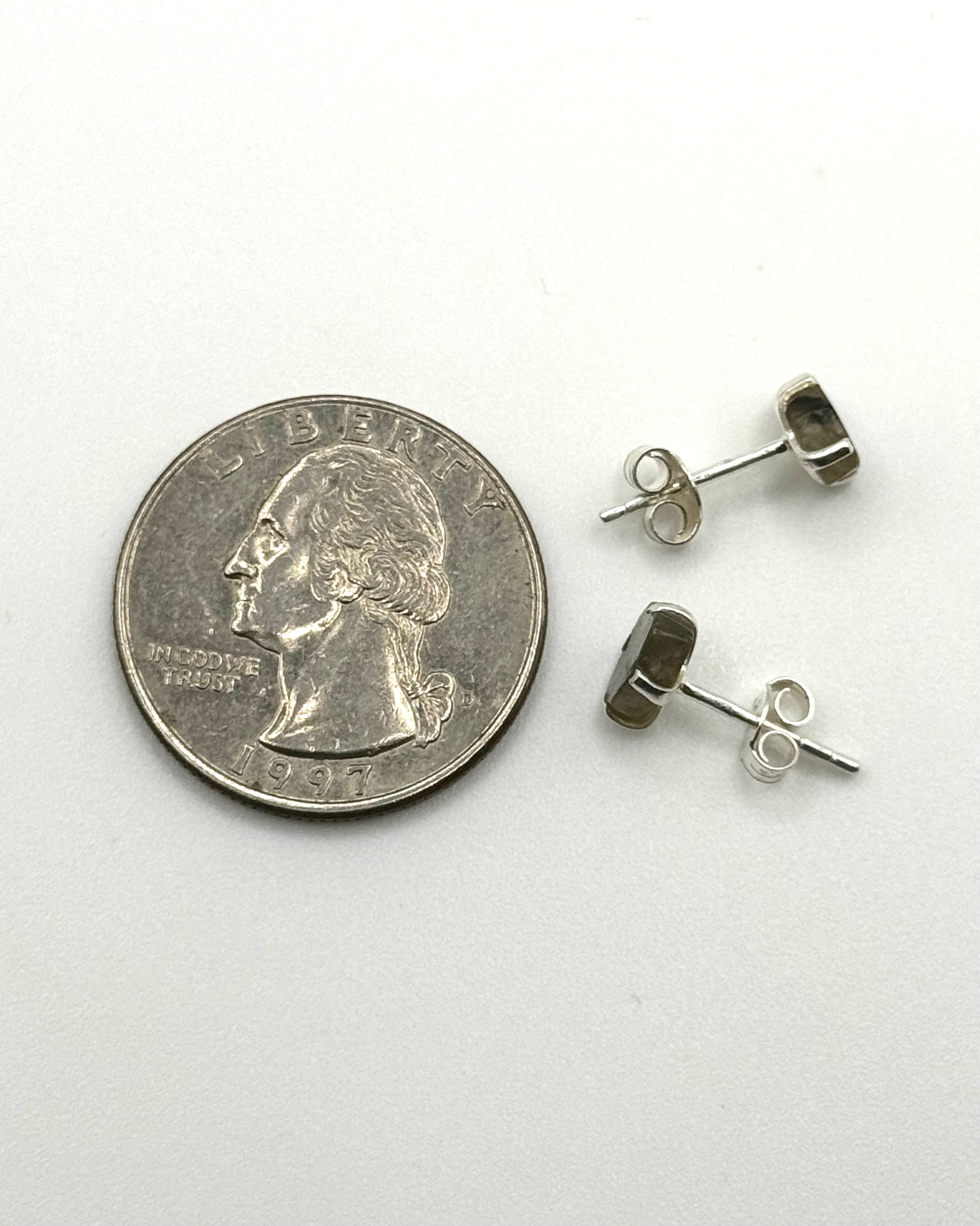 •LABRADORITE - FREEFORM• silver prong set stud earrings