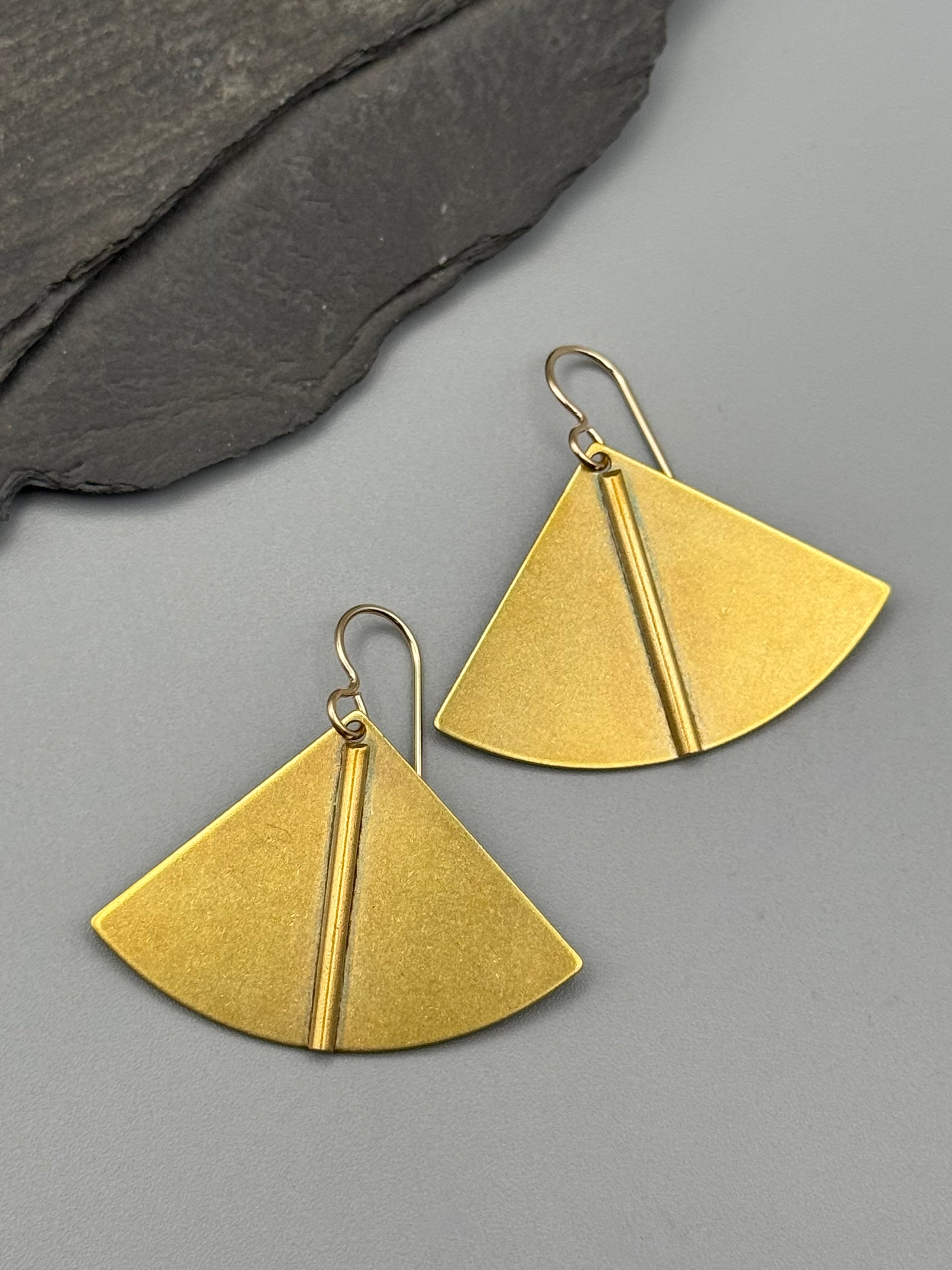 •FAN• gold dangle earrings