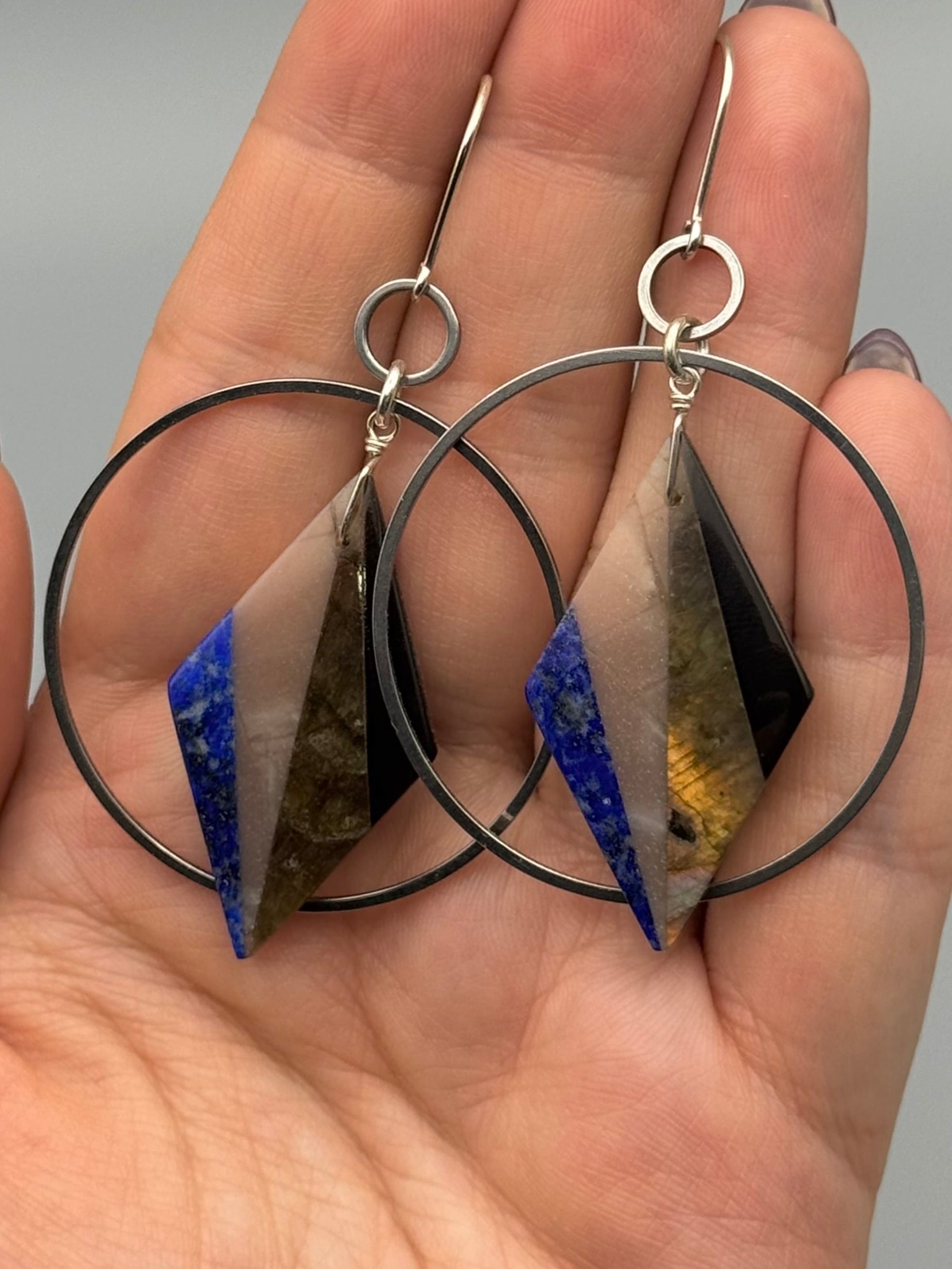 •EQUA ORBIT• intarsia + silver earrings