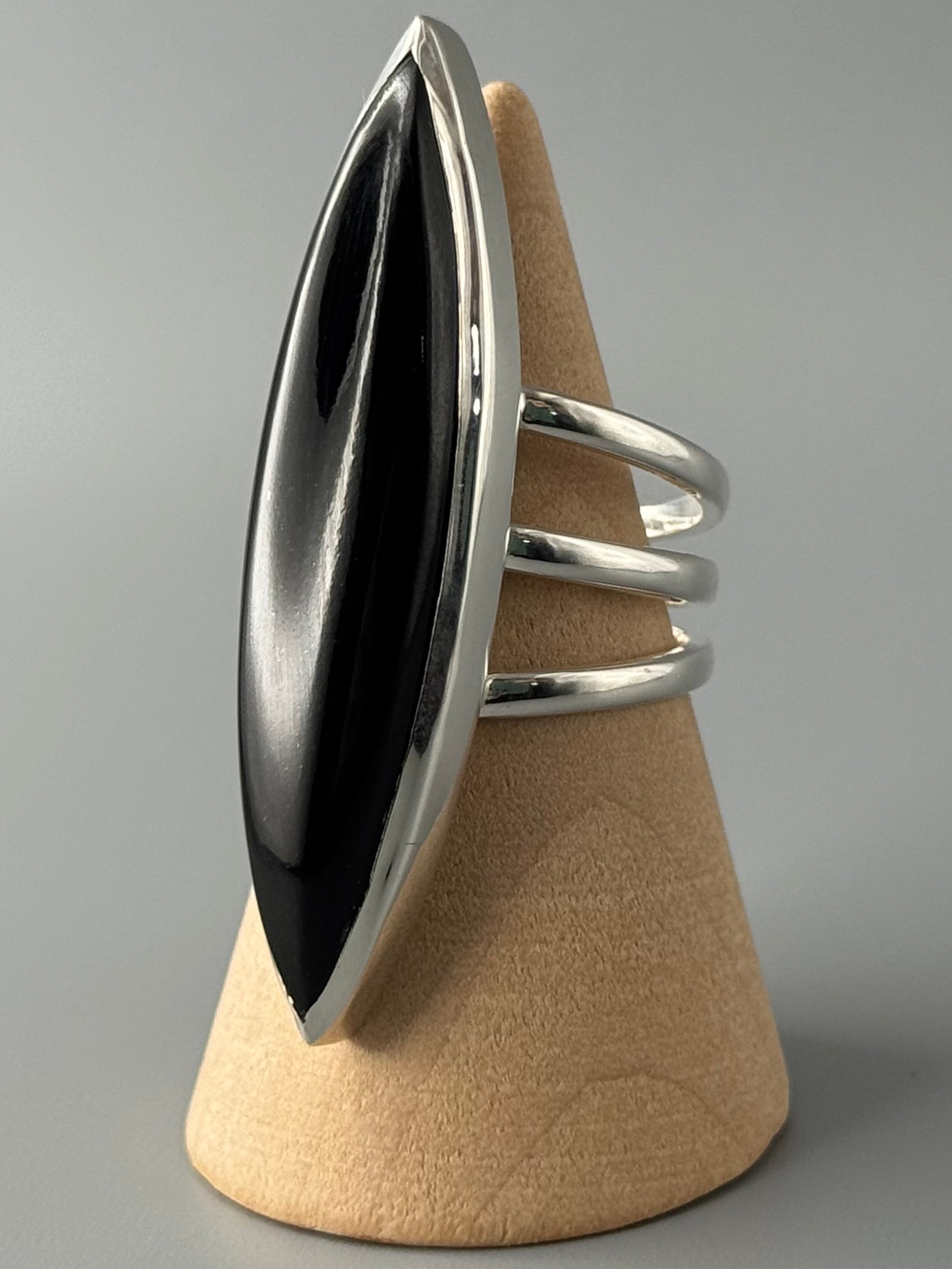•BLACK ONYX - DEEP MARQUISE• split band silver ring (various sizes)