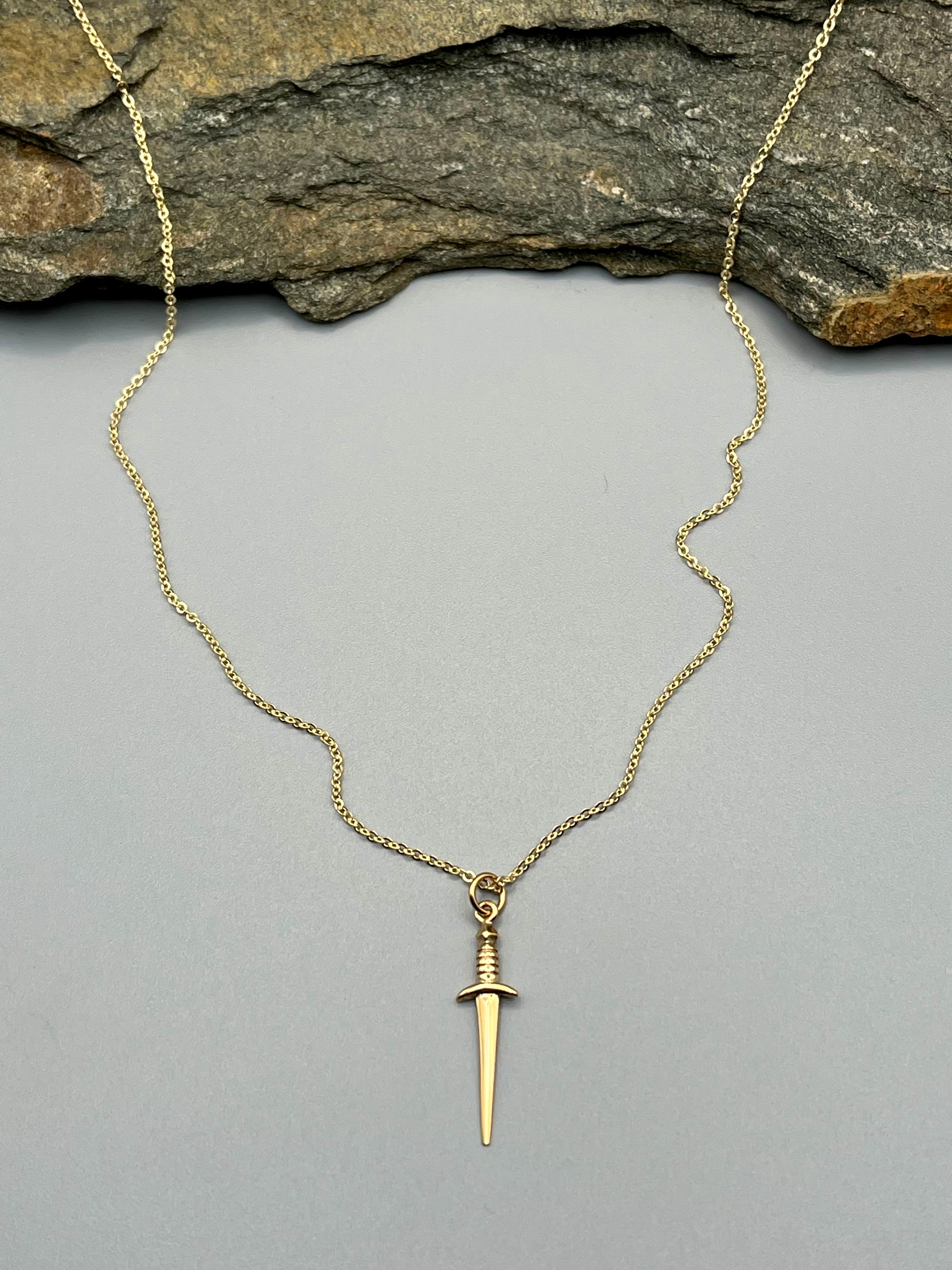 •MEDIUM DAGGER•  gold necklace