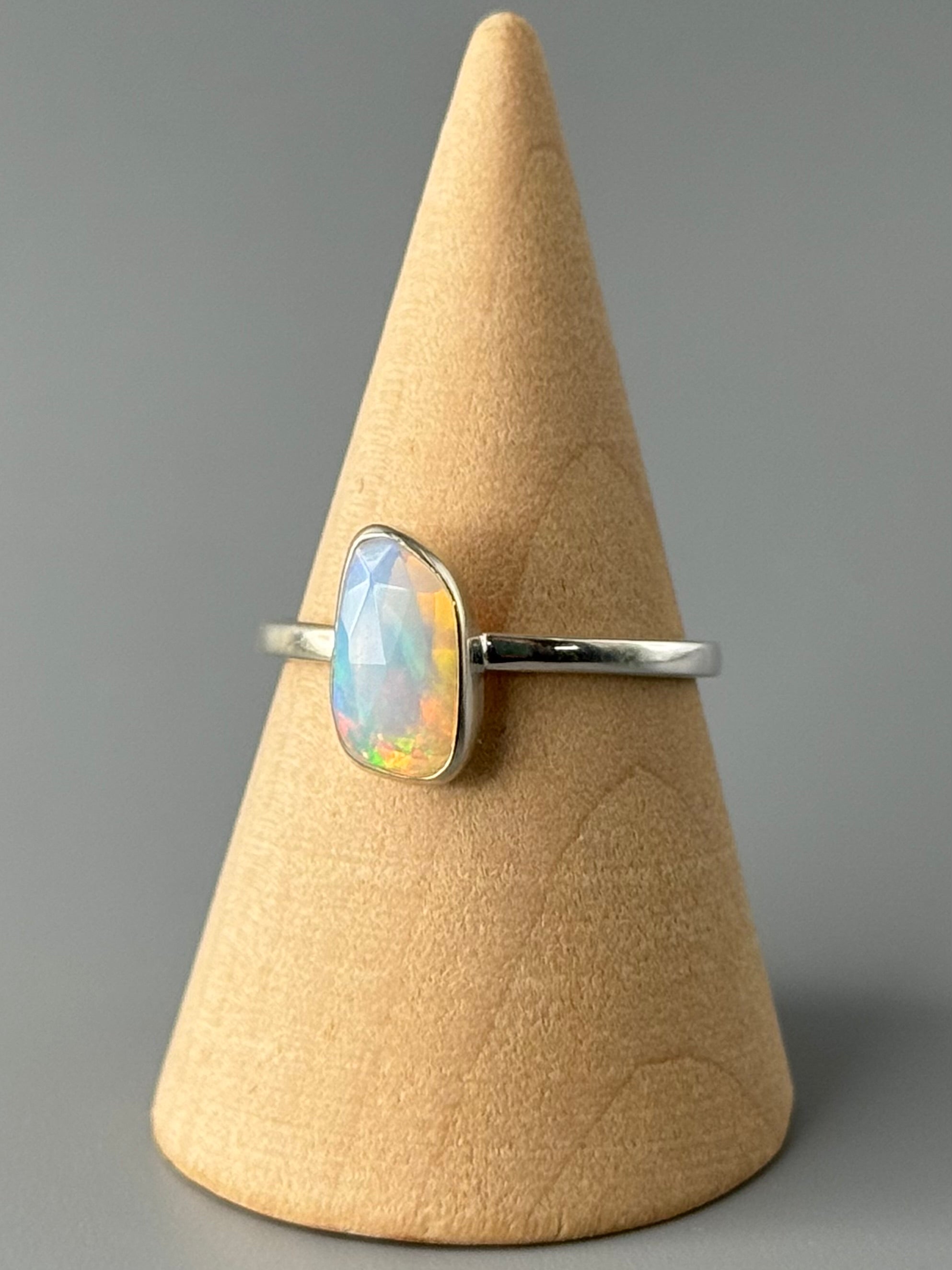 •FACETED ETHIOPIAN OPAL - STACKABLE FREEFORM• silver ring (size 9)