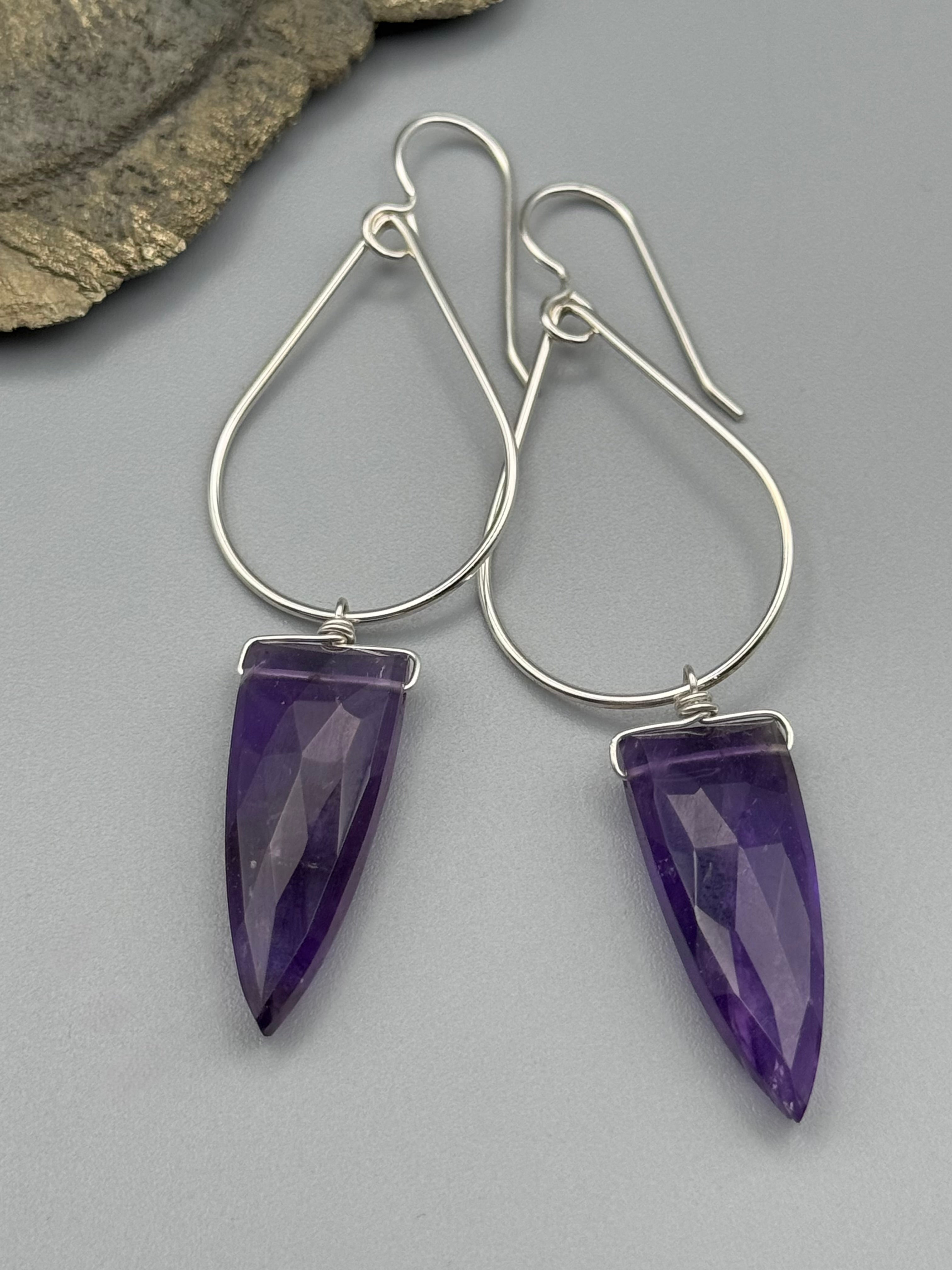 •DRIP DROP• amethyst fang + silver earrings