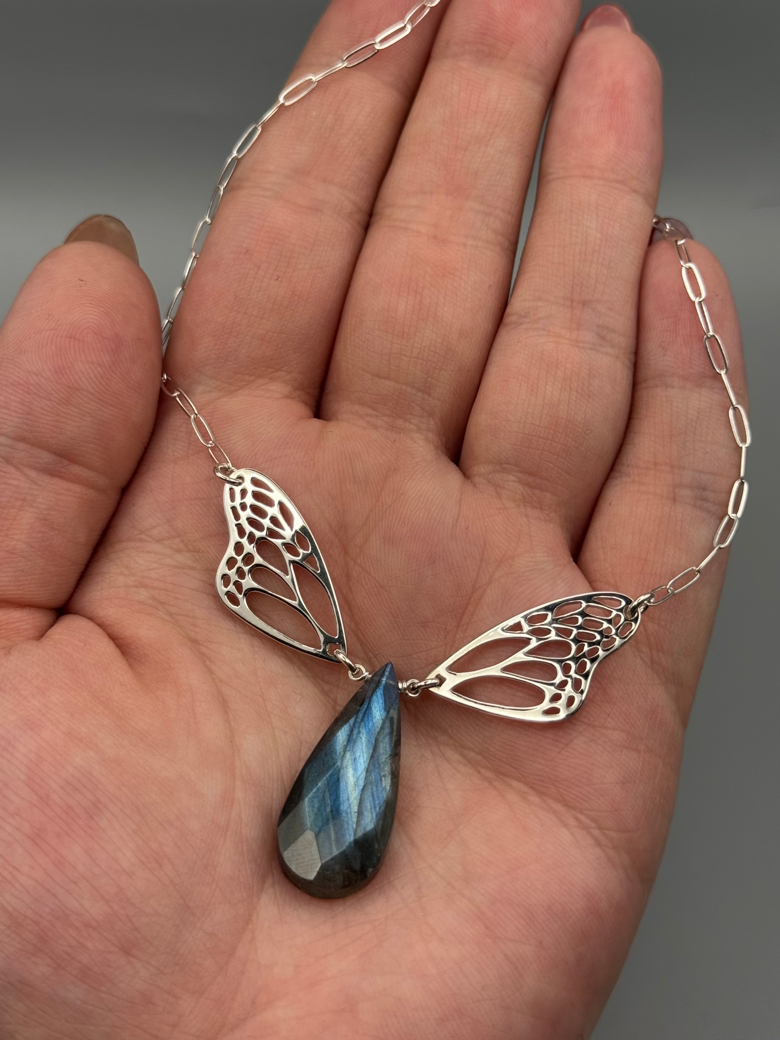 •METAMORPH• faceted labradorite + silver necklace (18"-20" long)