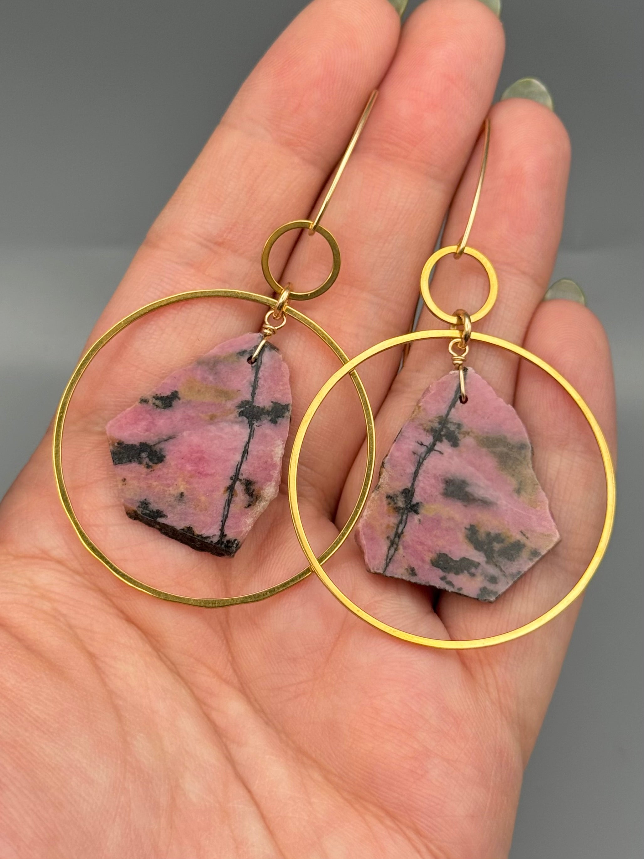 •EQUA-LUNA• rhodonite slab + gold earrings