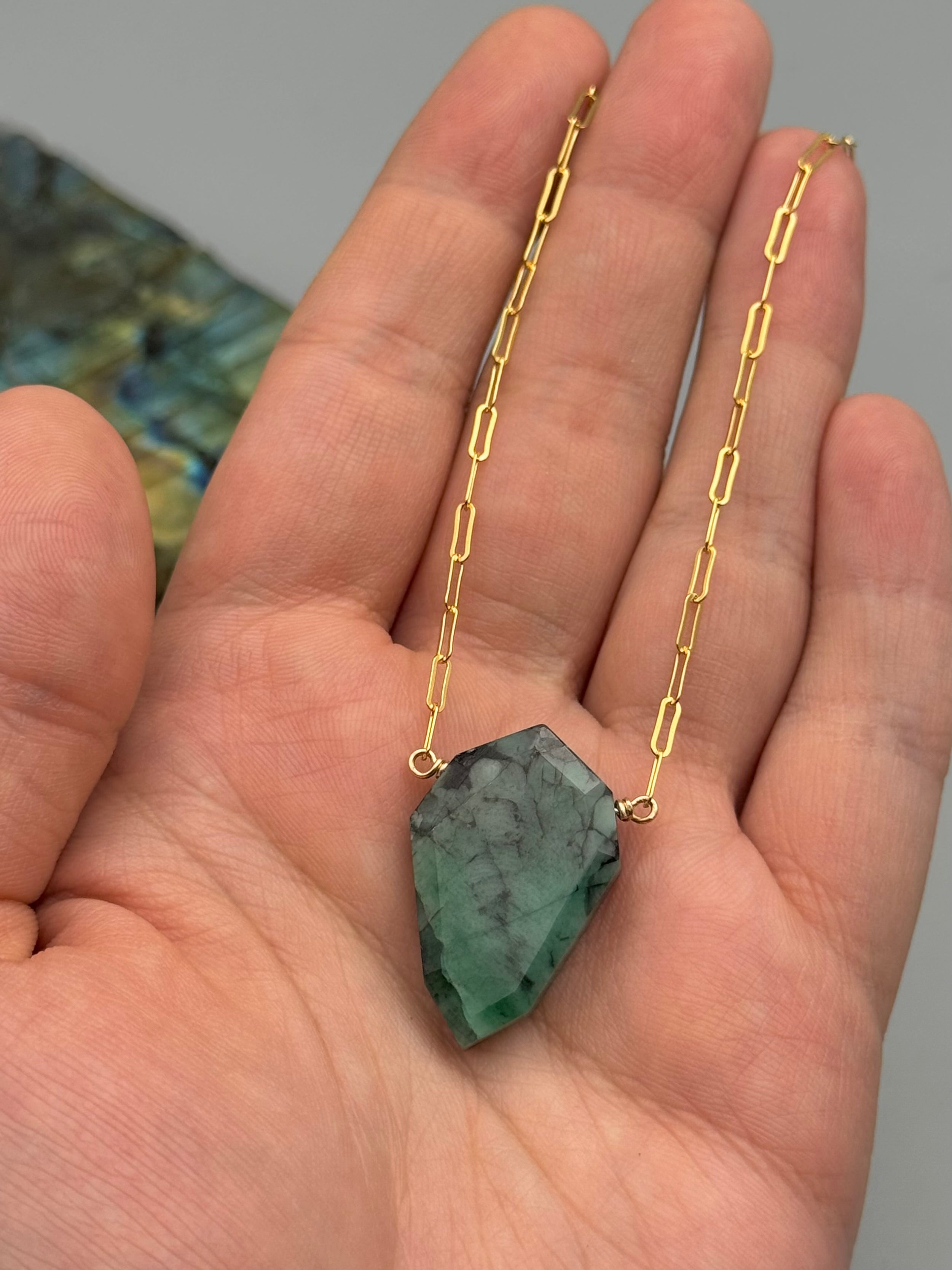 •AEON• emerald petal + gold necklace (18"-20" long)