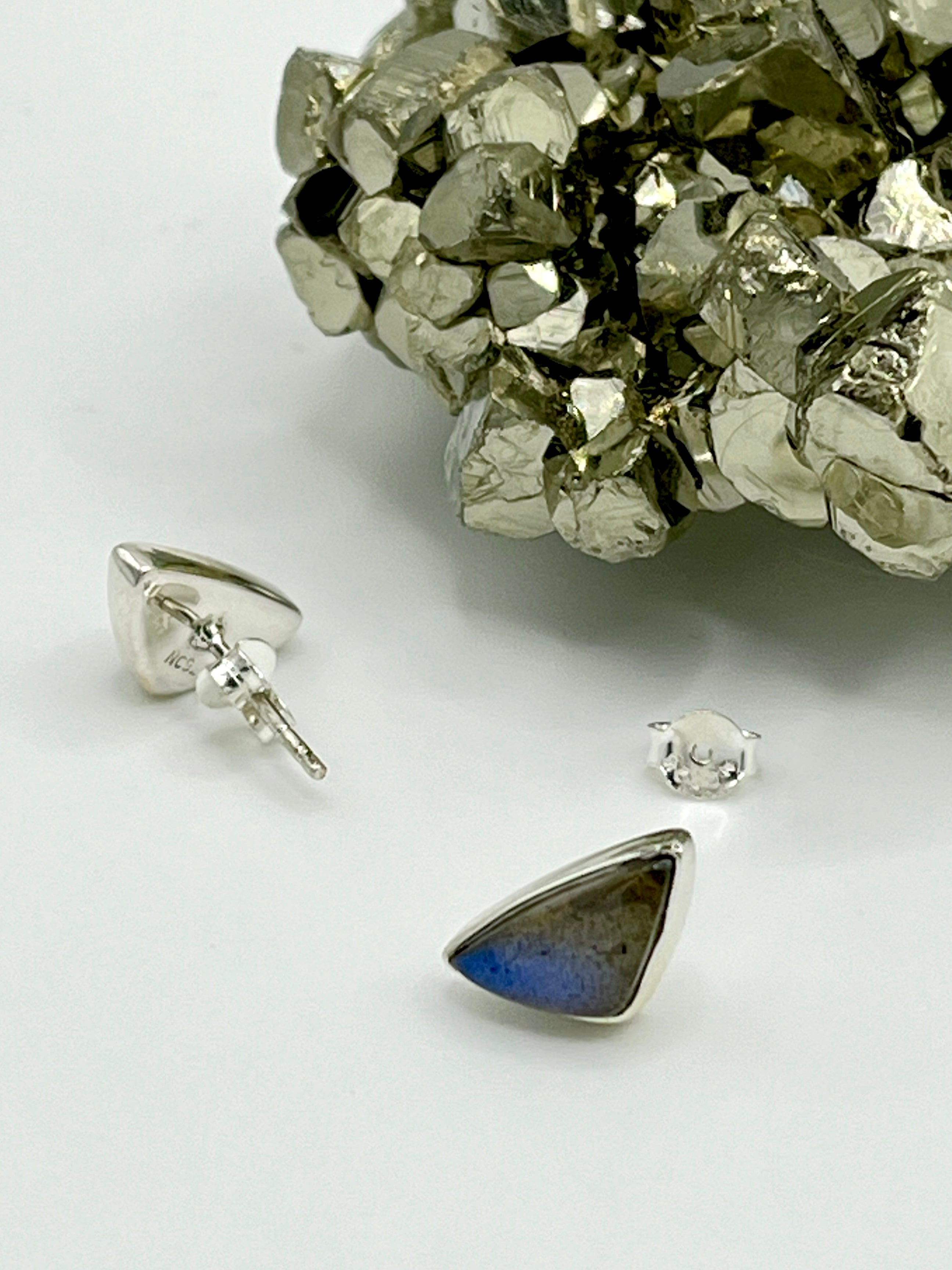 •LABRADORITE - SOFT TRIANGLE• silver bezel set stud earrings