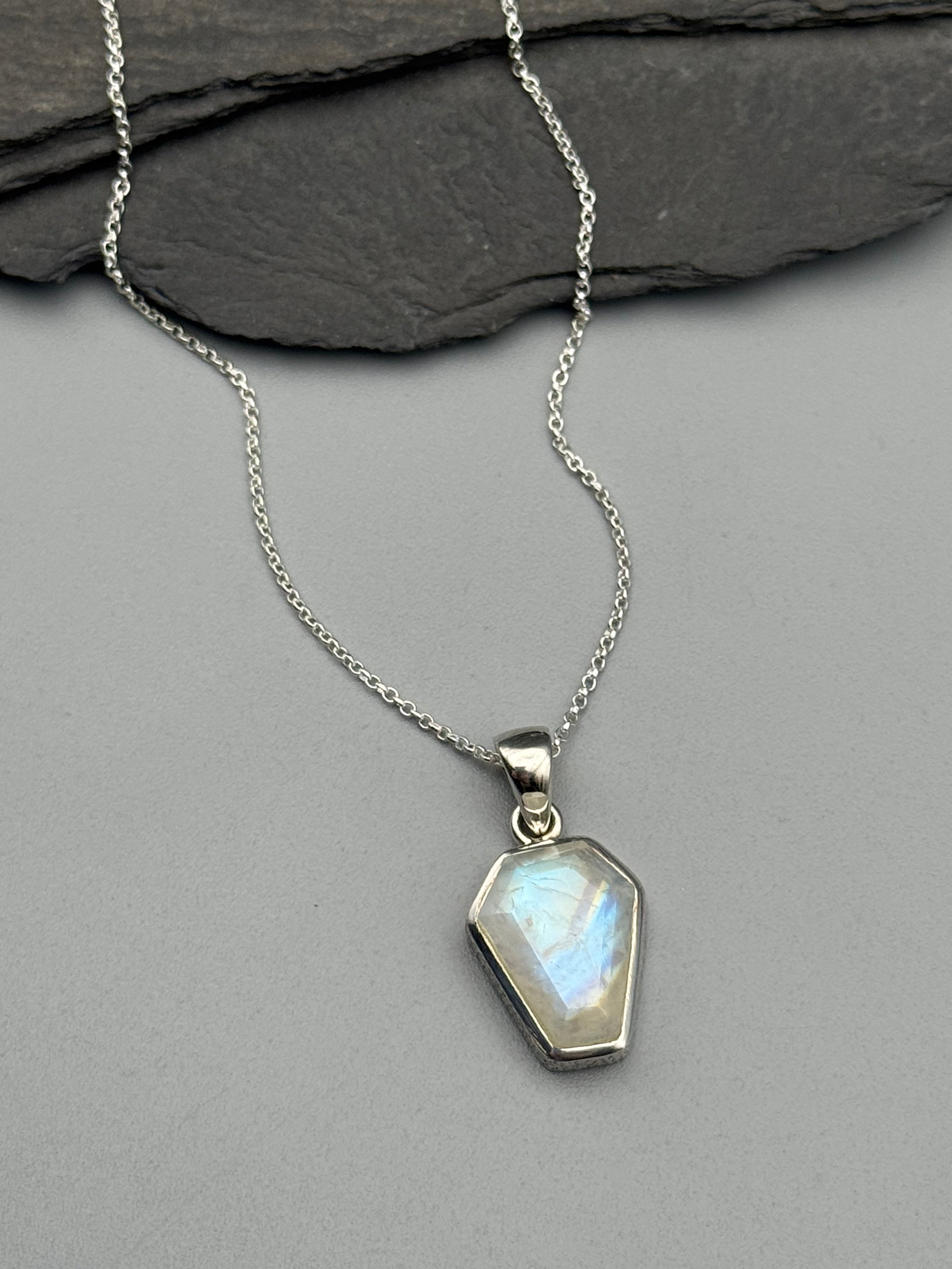 •RAINBOW MOONSTONE - COFFIN• textured bezel silver necklace (18" long)
