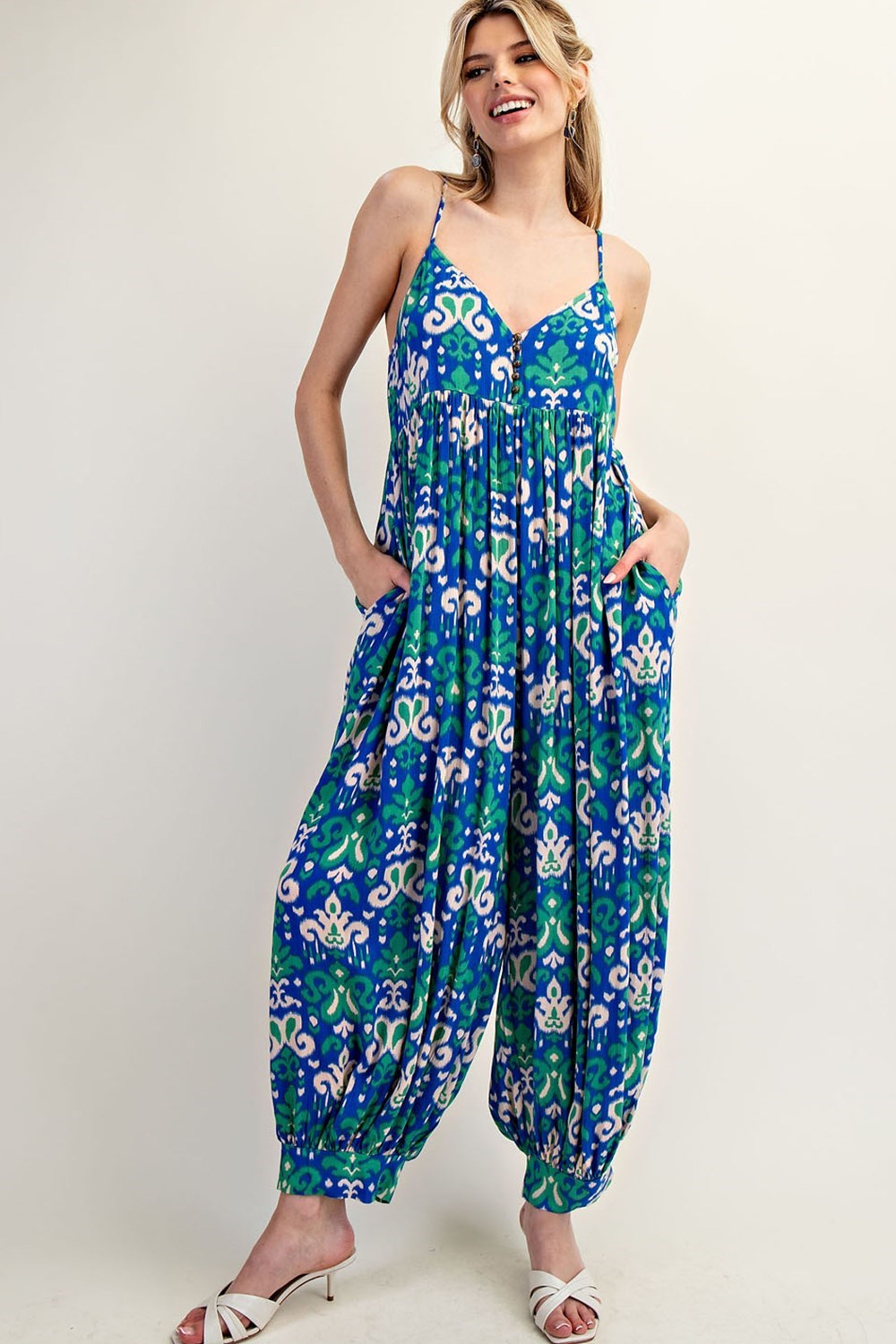 •PEYTON - FLEUR-DE-LIS• relaxed fit V-neck jumpsuit