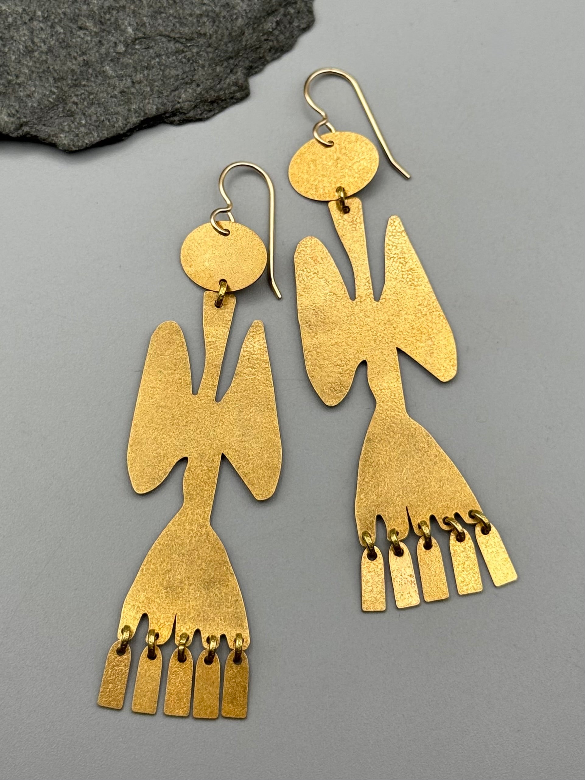 •PRAYER PLANT• gold dangle earrings