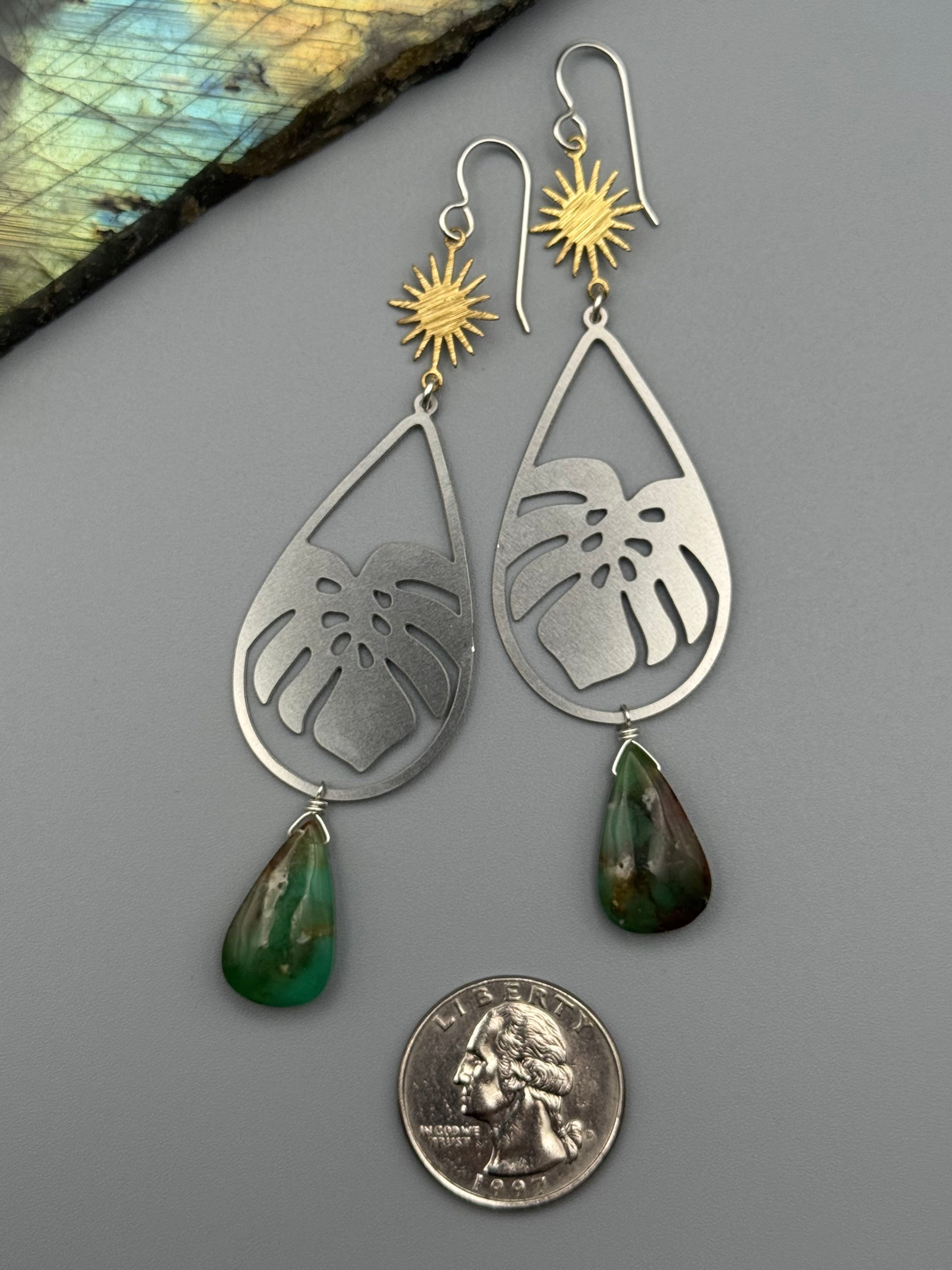 •MONSTERA SOL• chrysoprase tear + mixed metal earrings