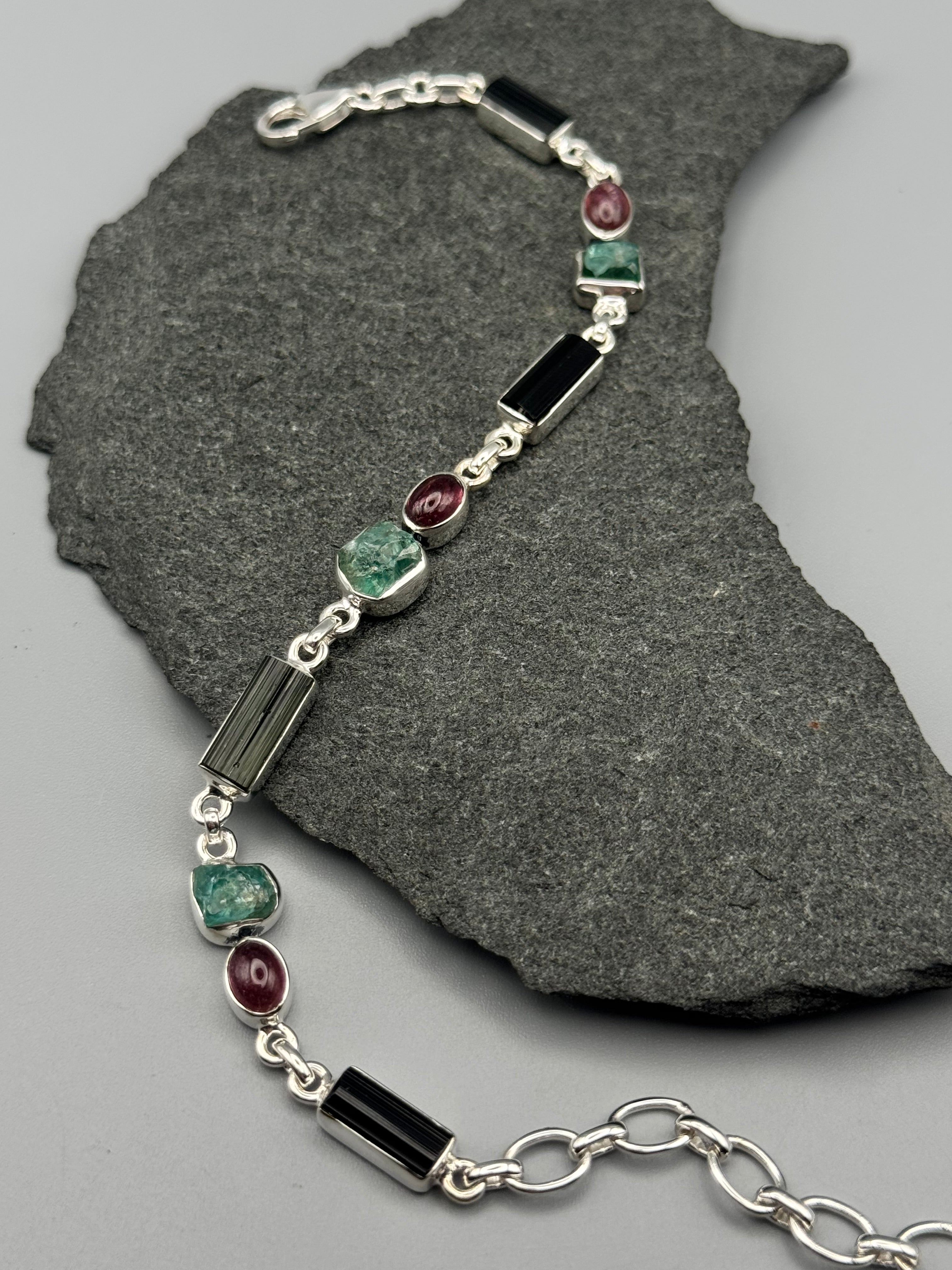 •TOURMALINE + APATITE - DOT DOT DASH• linked silver bracelet (7.25" - 9")
