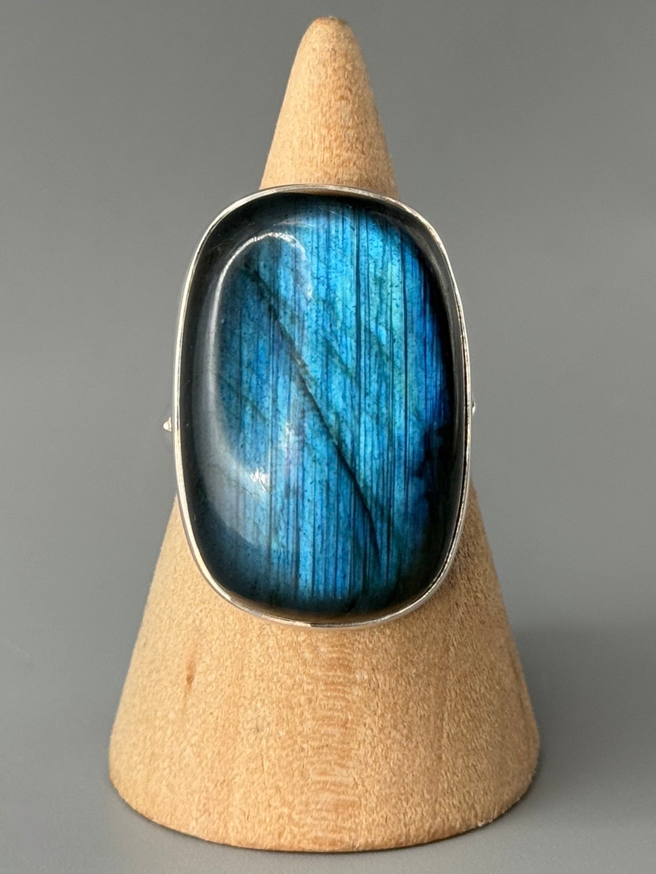 •LABRADORITE - SOFT SQUARE• sterling silver ring (size 9)